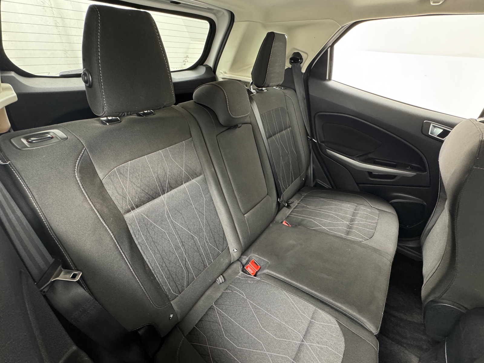 Thumbnail: 2018 Ford EcoSport - 6