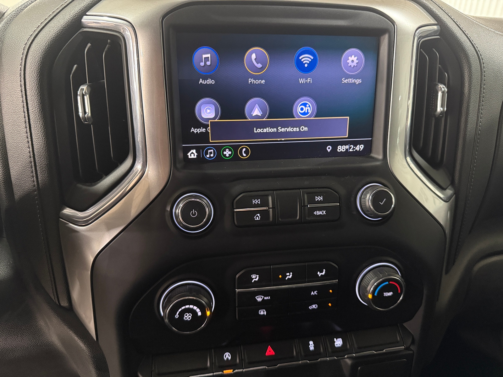 Thumbnail: 2020 Chevrolet Silverado 1500 - 4