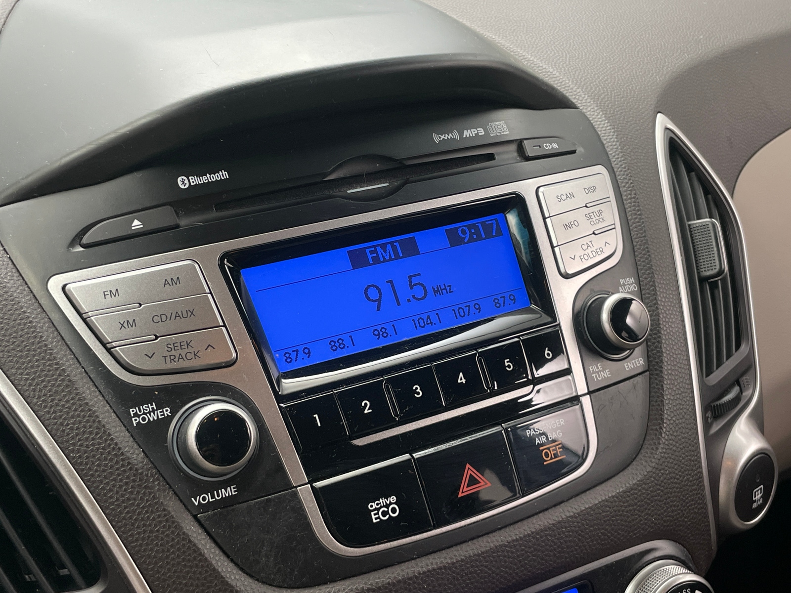Thumbnail: 2013 Hyundai Tucson - 3