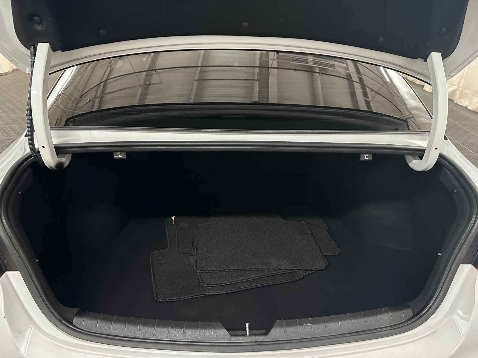 Thumbnail: 2023 Kia K5 - 7