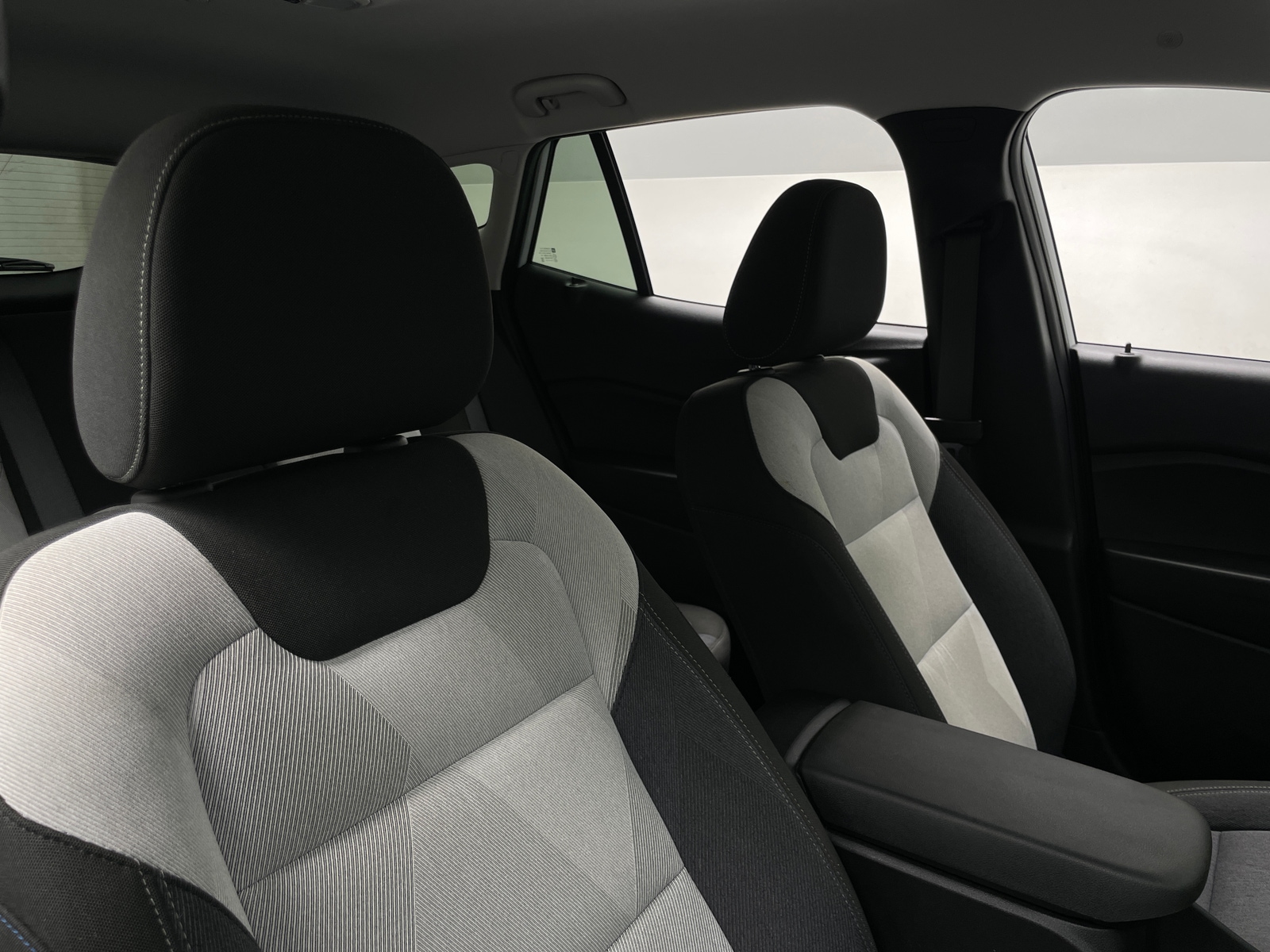 Thumbnail: 2024 Chevrolet Trax - 2