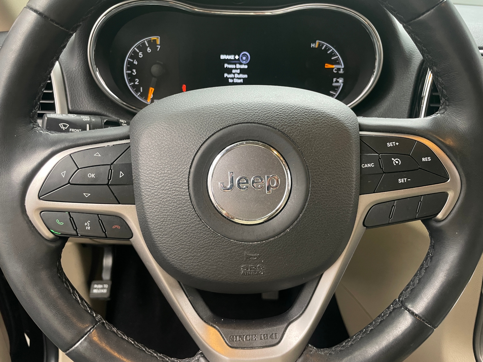 Thumbnail: 2019 Jeep Grand Cherokee - 4