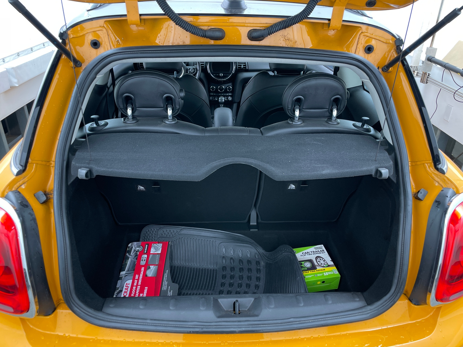 Thumbnail: 2018 MINI Cooper Hardtop - 6