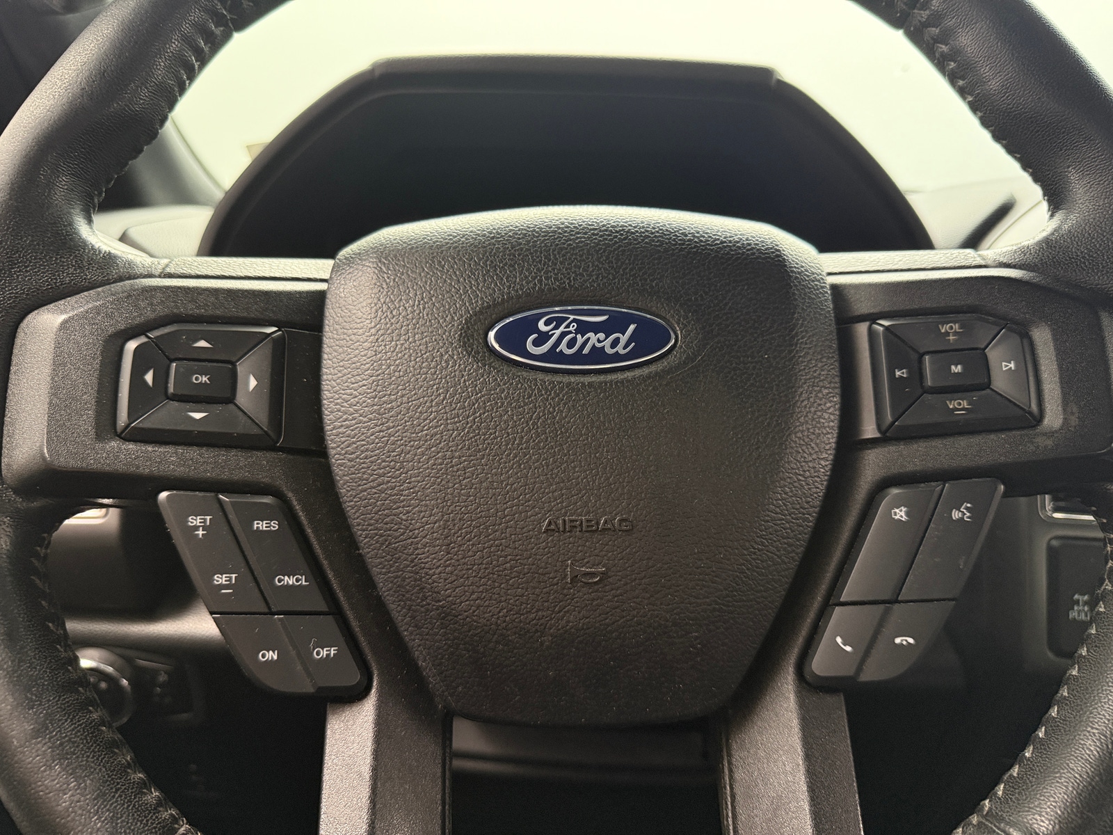 Thumbnail: 2018 Ford Econoline - 5