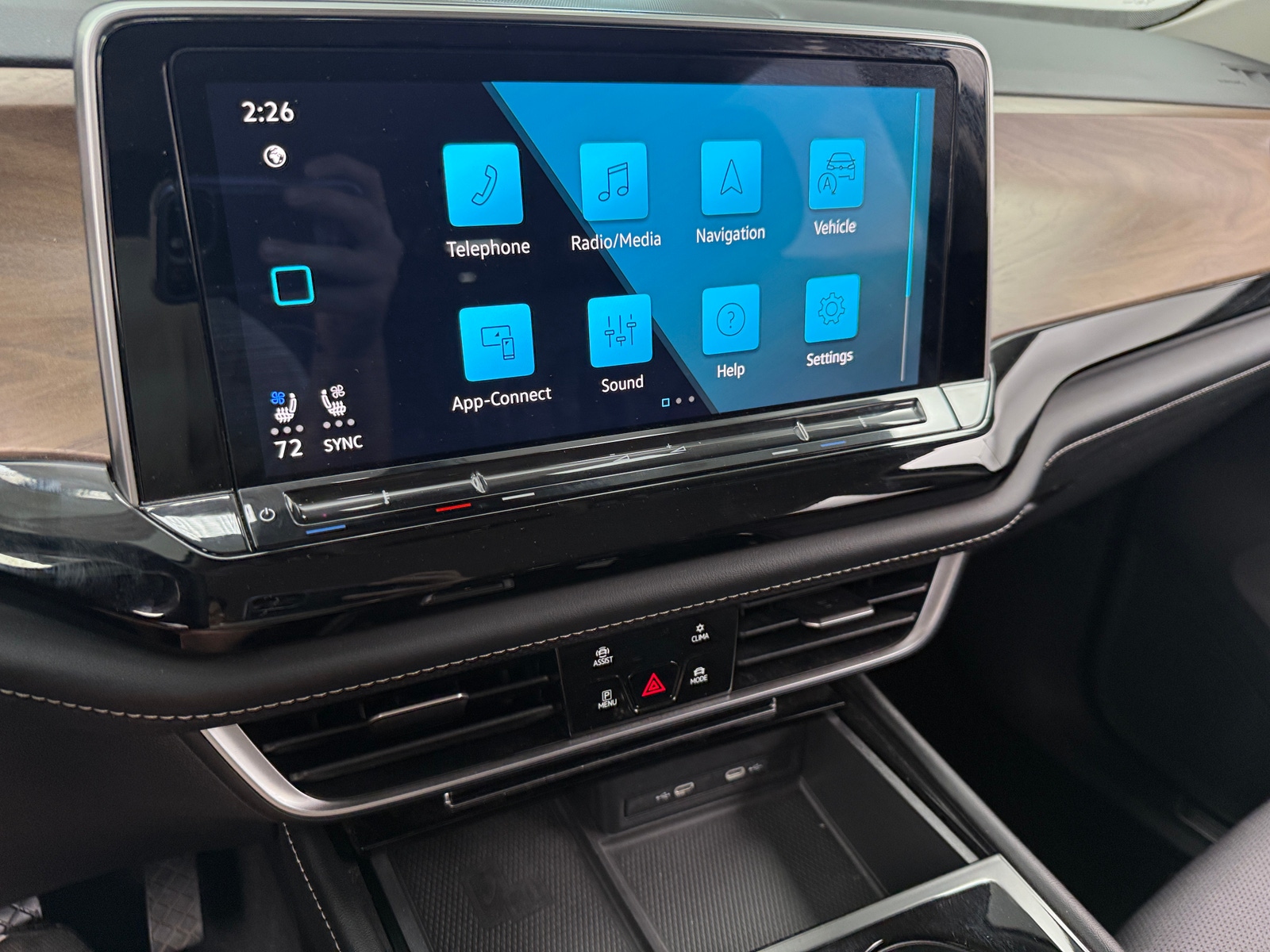 Thumbnail: 2024 Volkswagen Atlas - 3