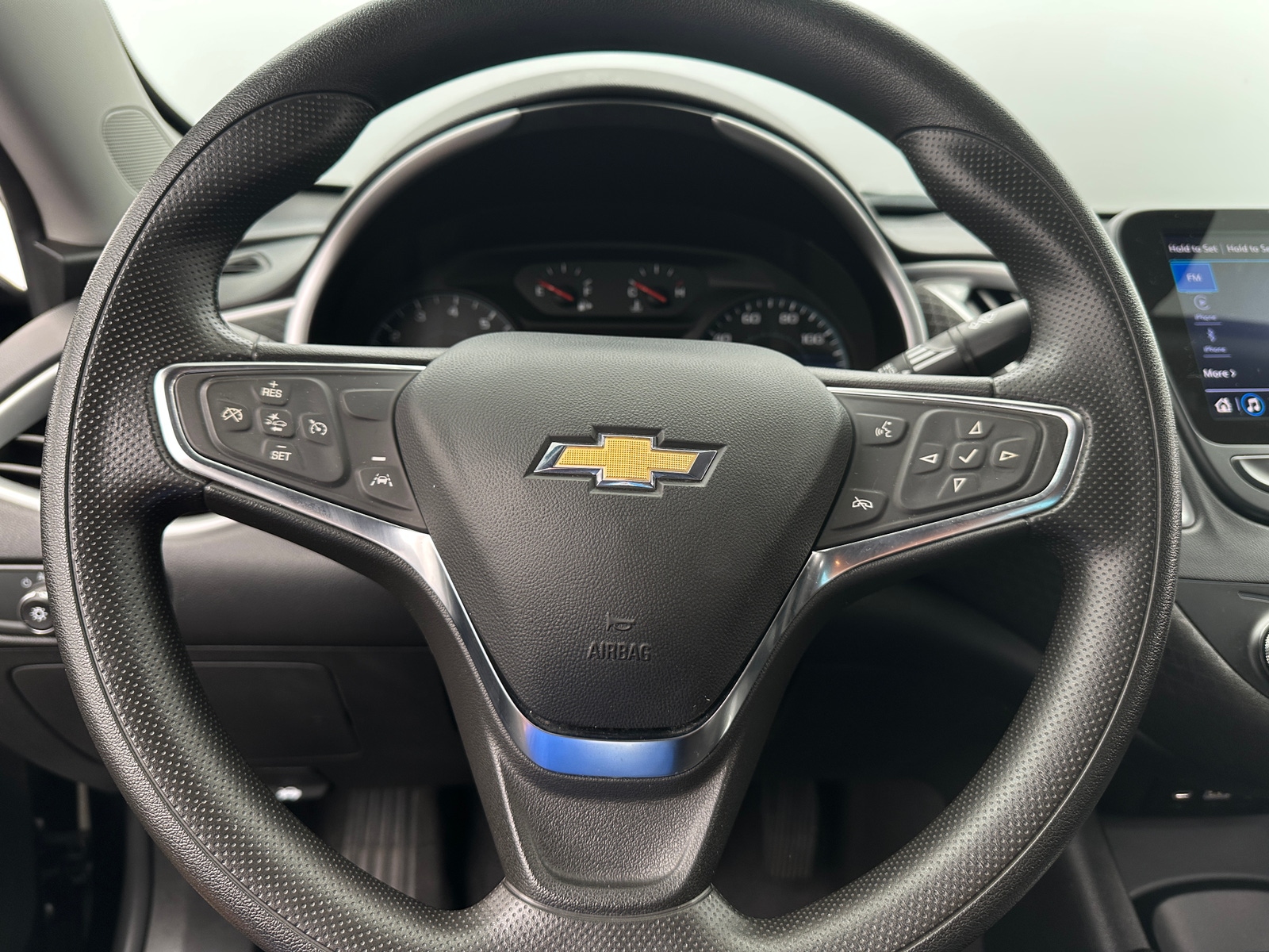 Thumbnail: 2024 Chevrolet Malibu - 5
