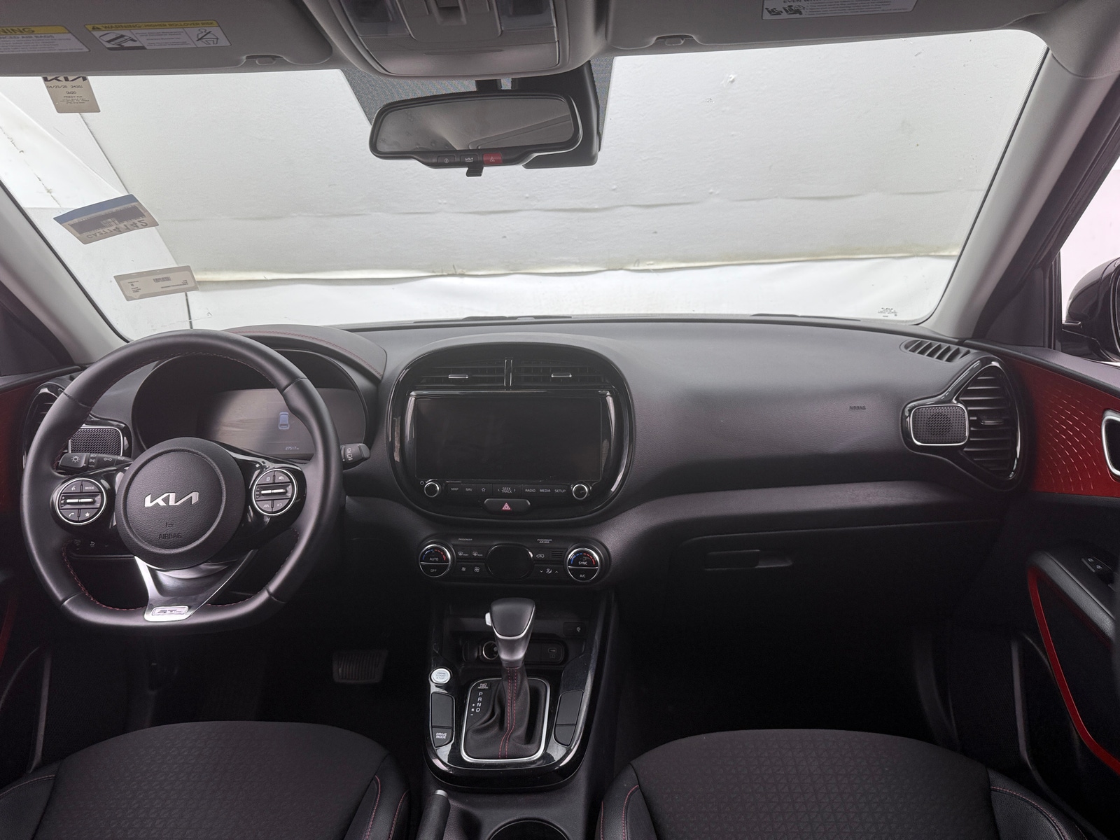 Thumbnail: 2023 Kia Soul - 3