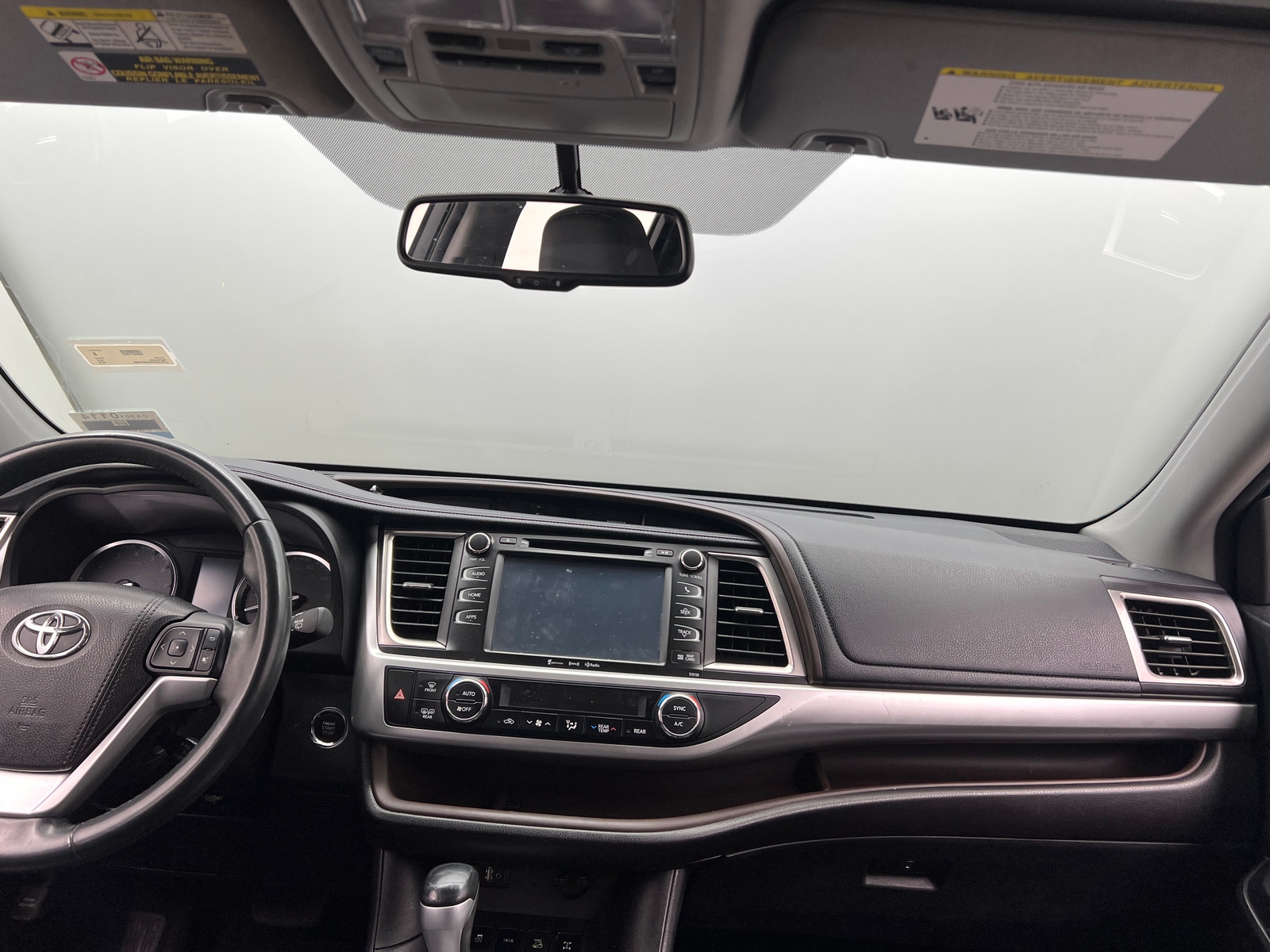 Thumbnail: 2016 Toyota Highlander - 2