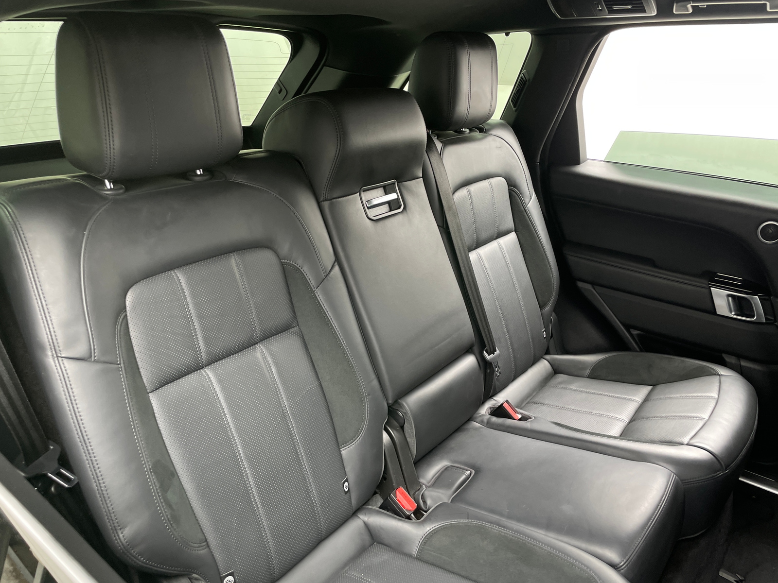 Thumbnail: 2020 Land Rover Range Rover Sport - 5