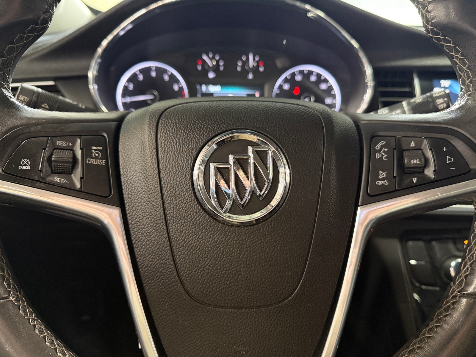 Thumbnail: 2018 Buick Encore - 5