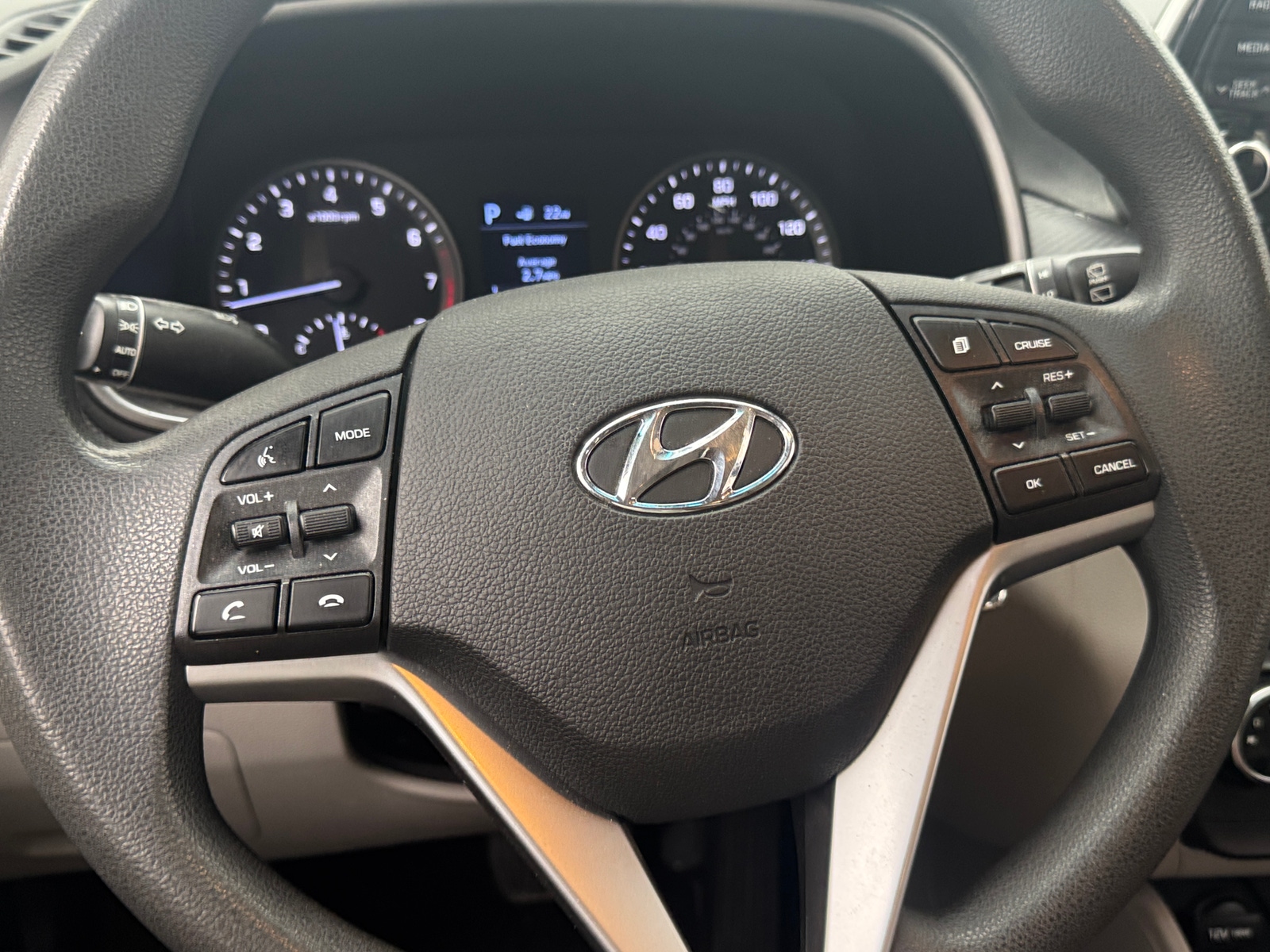 Thumbnail: 2020 Hyundai Tucson - 5
