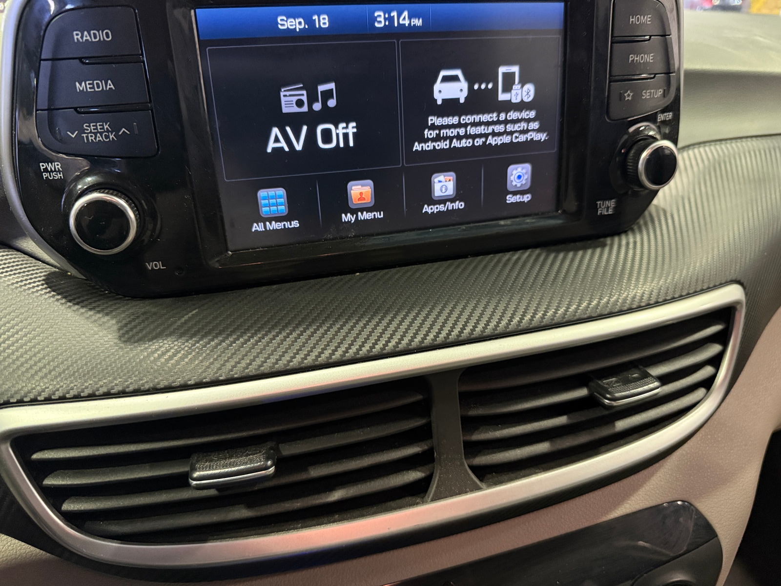 Thumbnail: 2020 Hyundai Tucson - 4