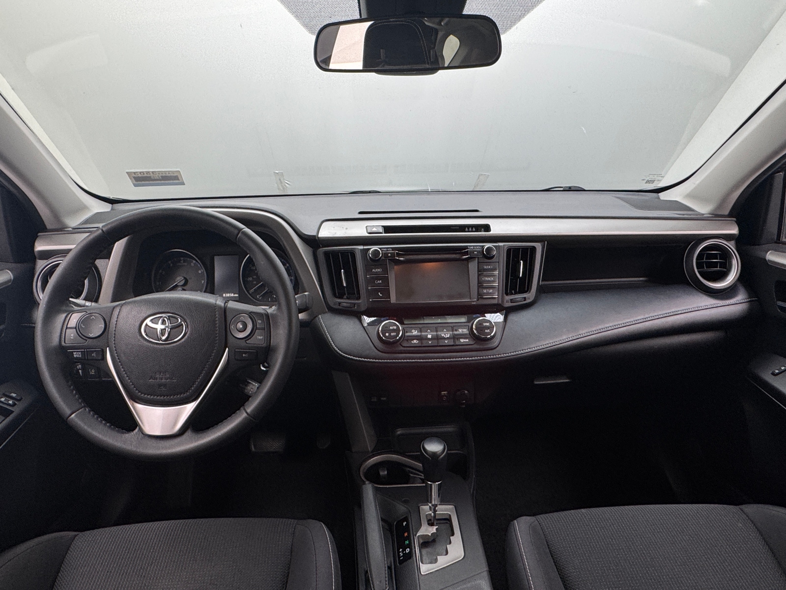 Thumbnail: 2018 Toyota RAV4 - 3
