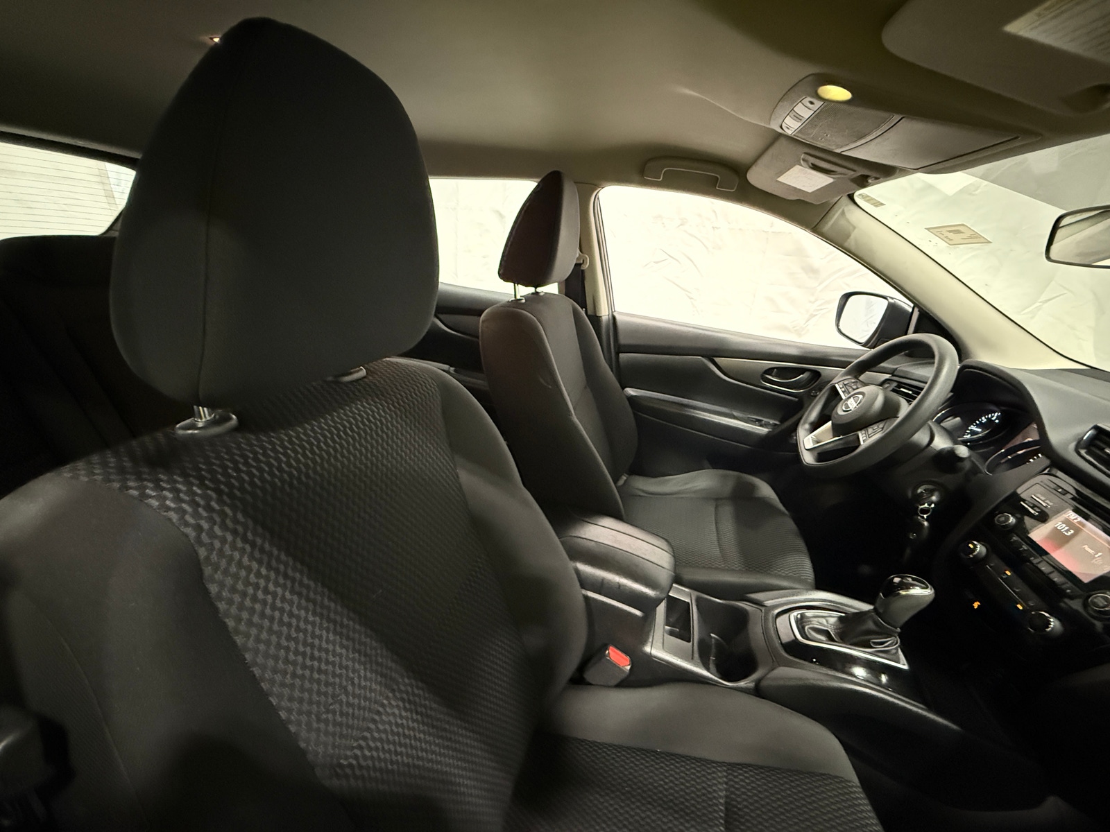 Thumbnail: 2018 Nissan Rogue Sport - 2
