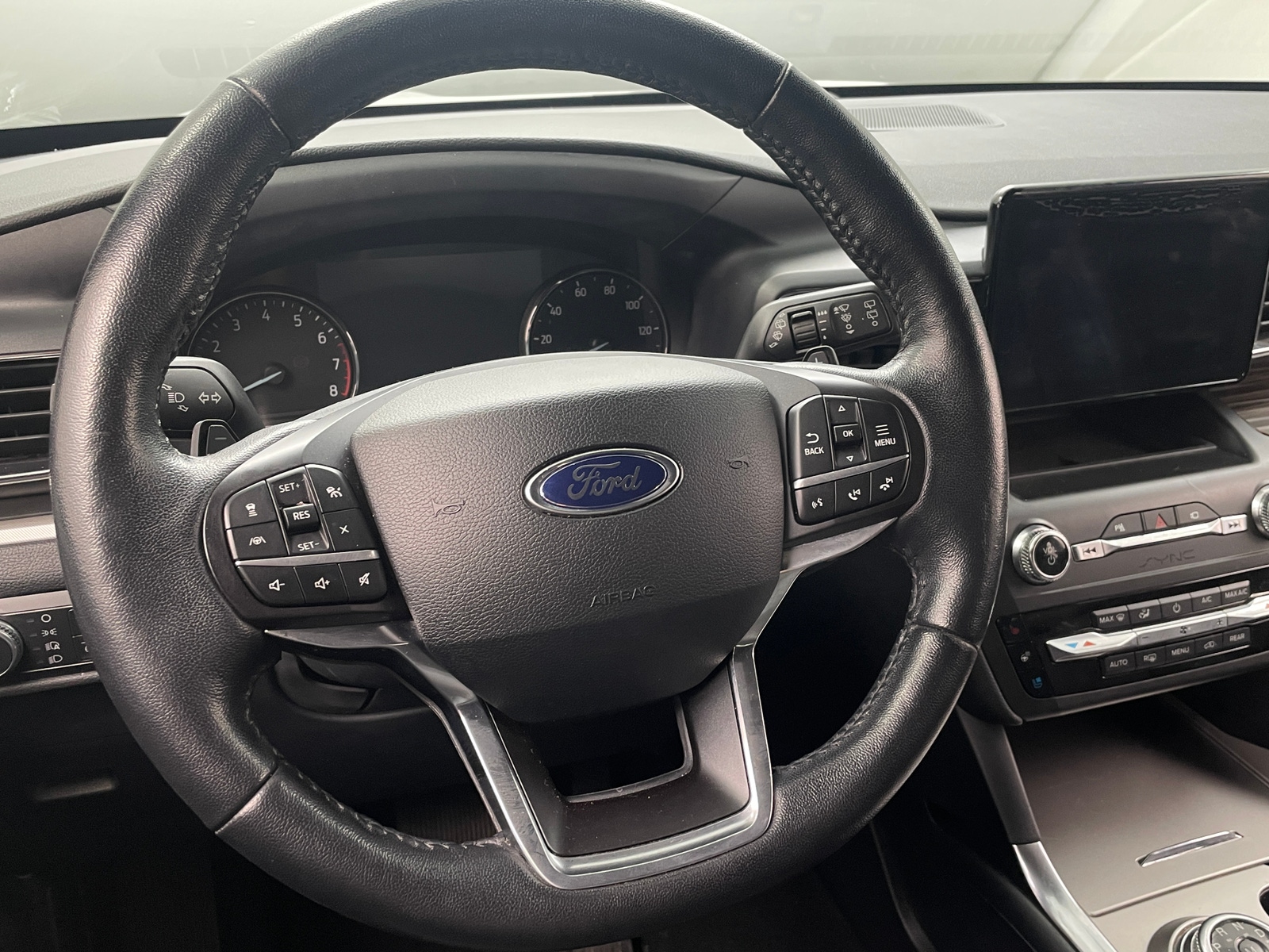 Thumbnail: 2020 Ford Explorer - 4