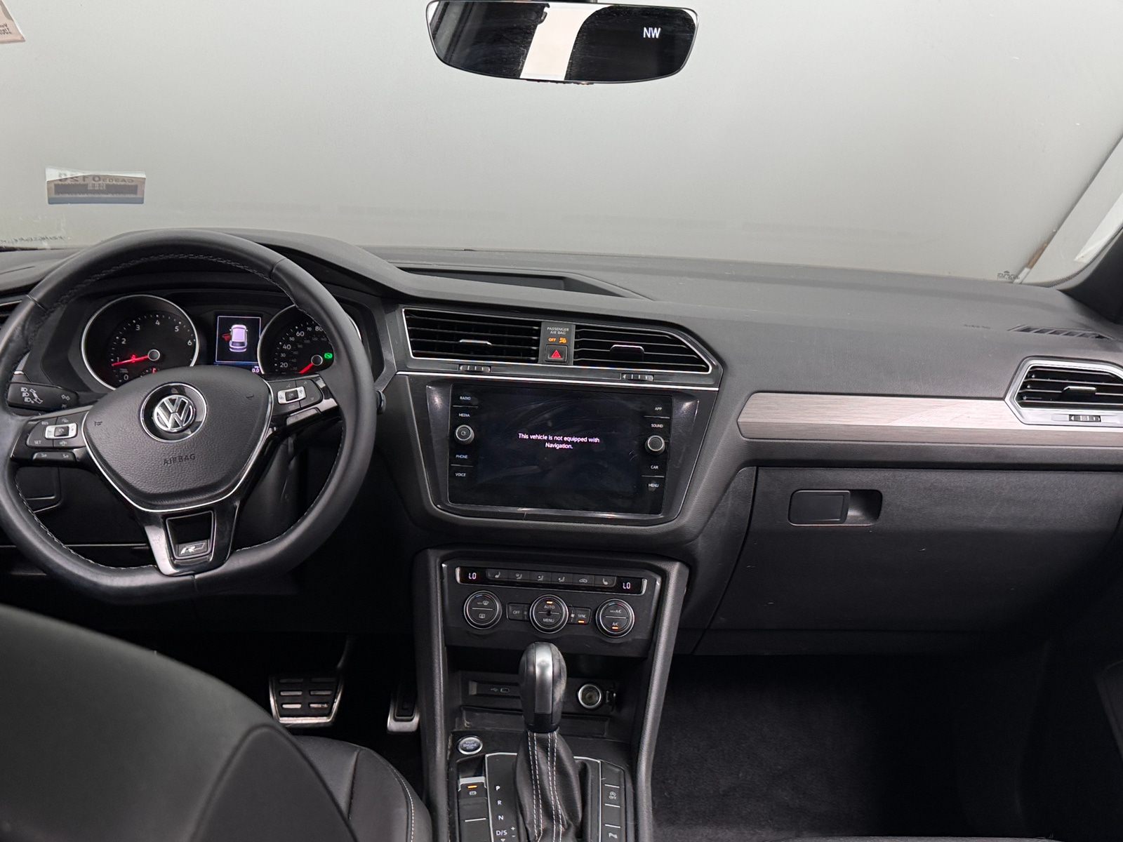Thumbnail: 2021 Volkswagen Tiguan - 2