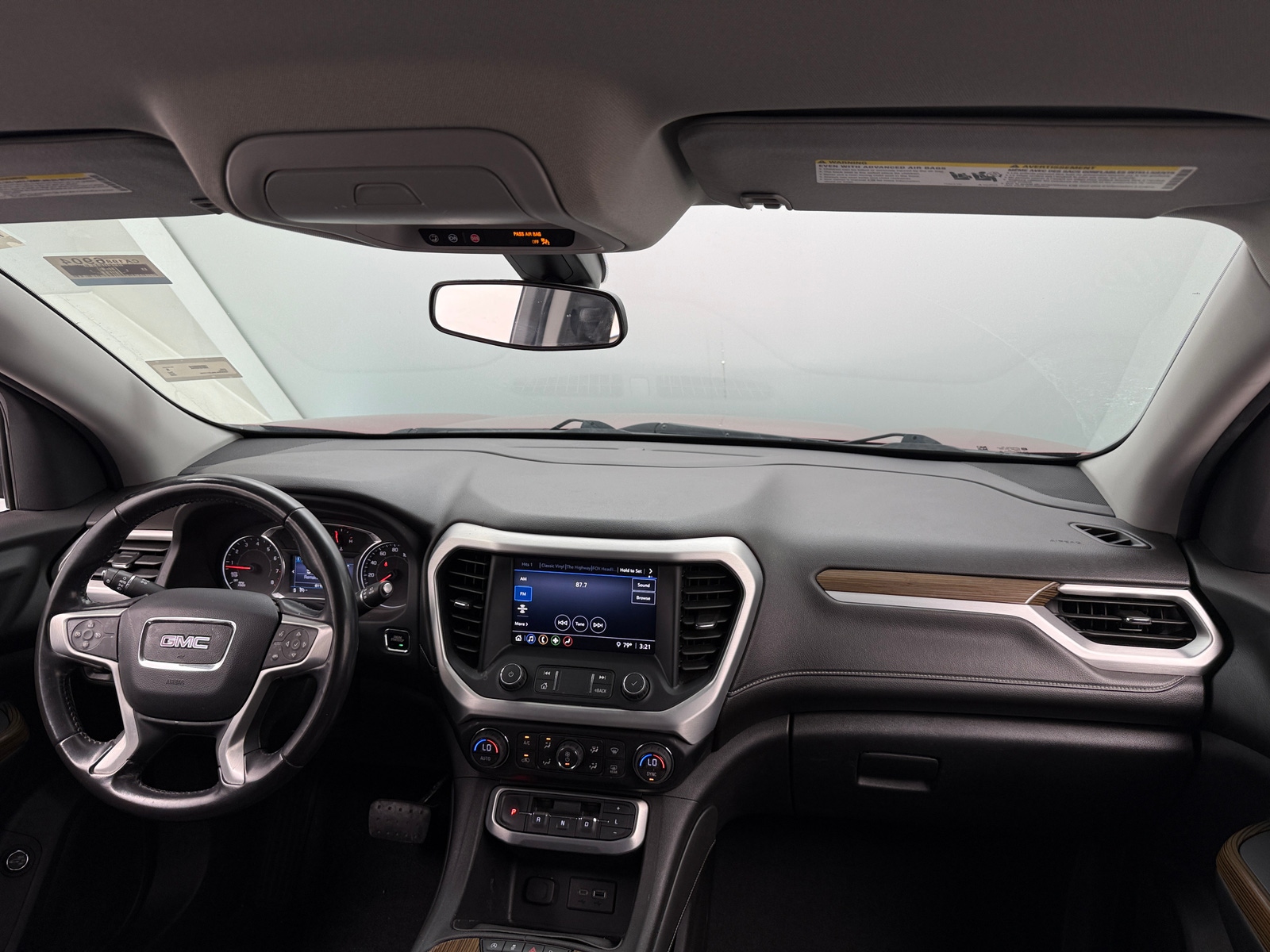 Thumbnail: 2020 GMC Acadia - 3