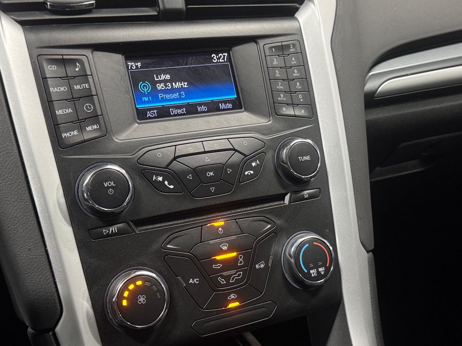 Thumbnail: 2015 Ford Fusion - 4