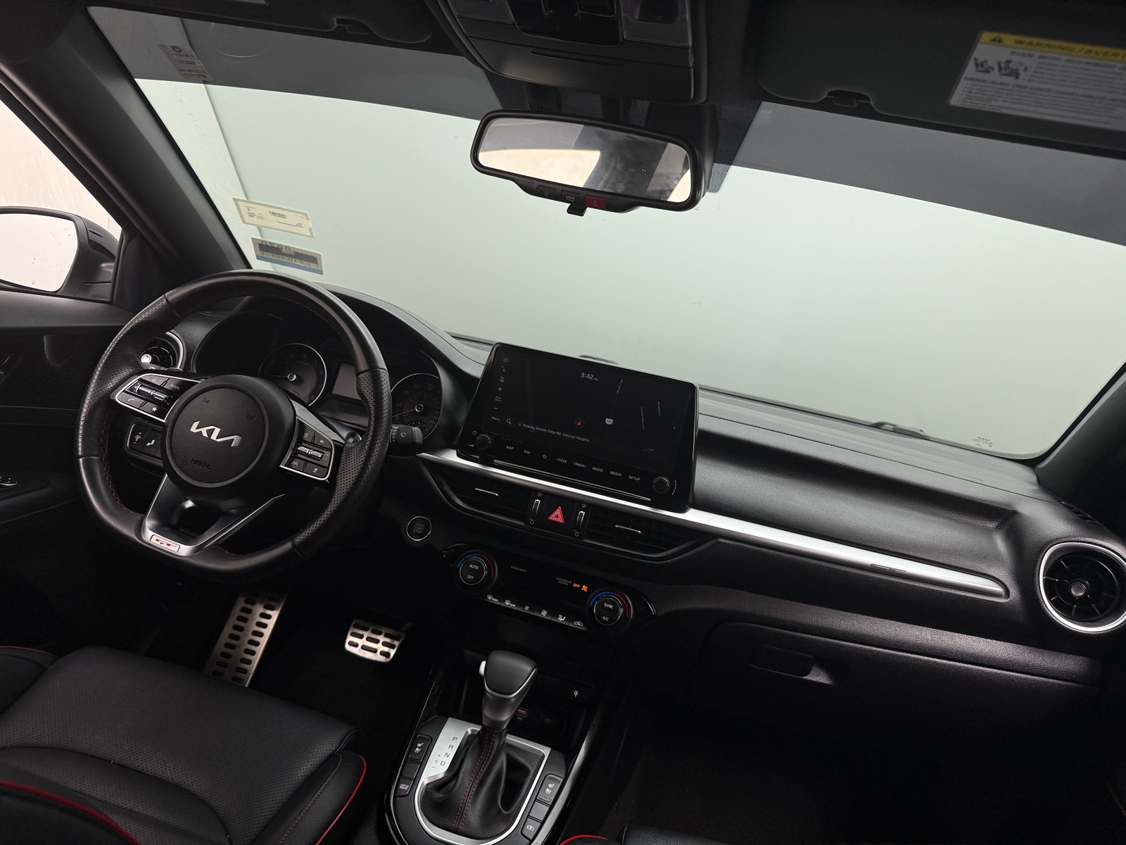 Thumbnail: 2023 Kia Forte - 3