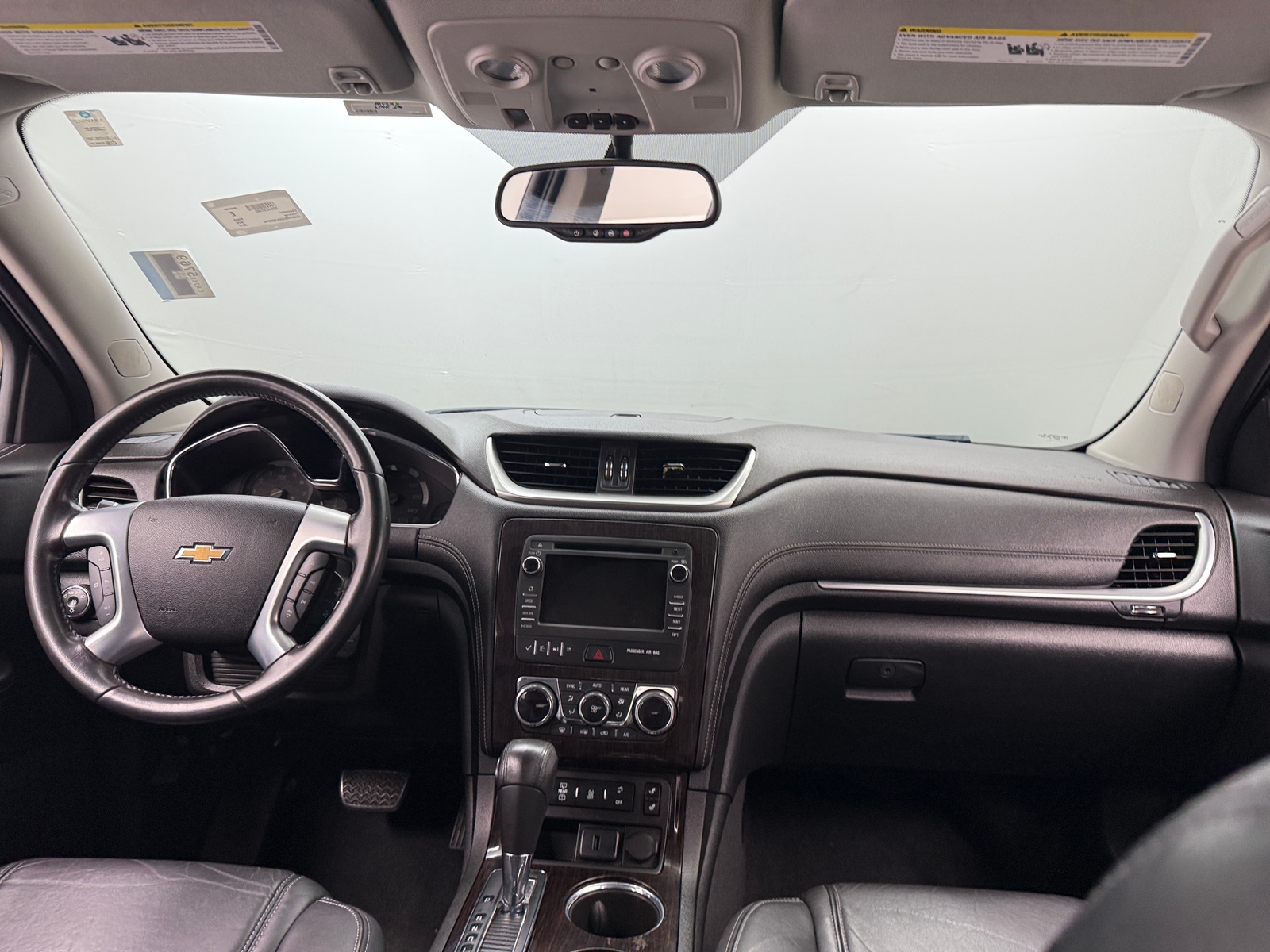 Thumbnail: 2017 Chevrolet Traverse - 3