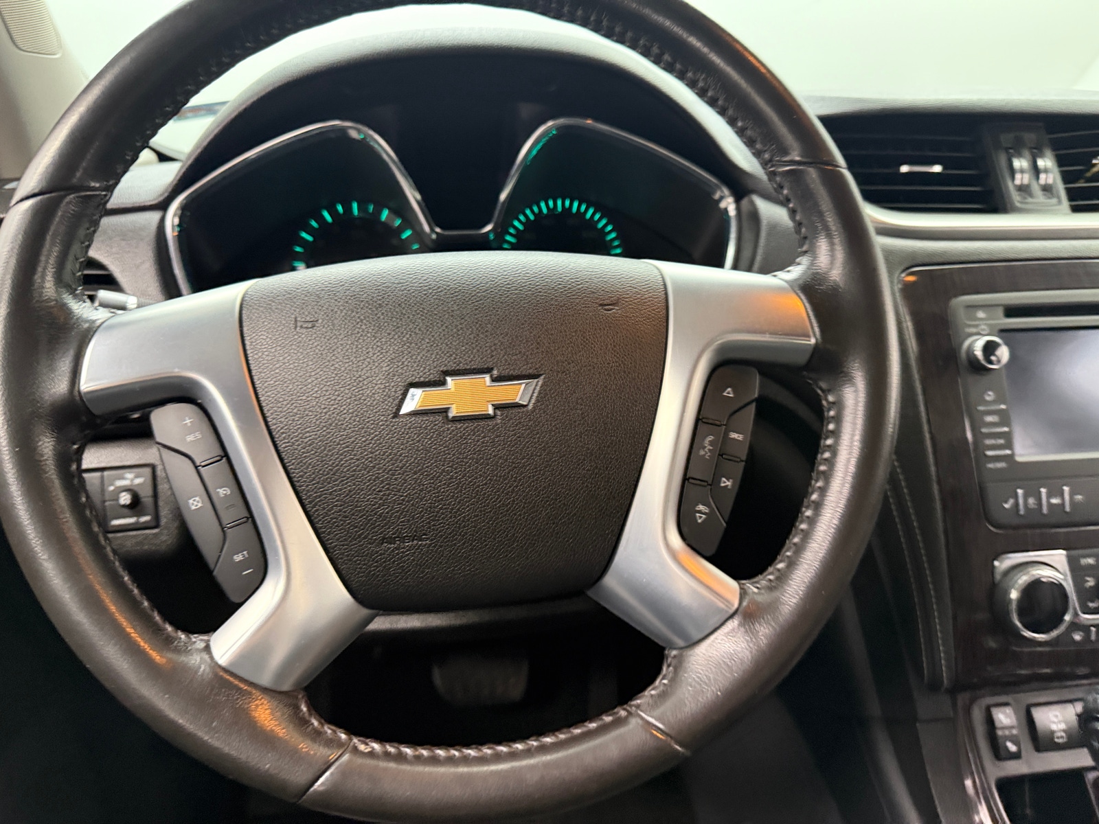 Thumbnail: 2017 Chevrolet Traverse - 5