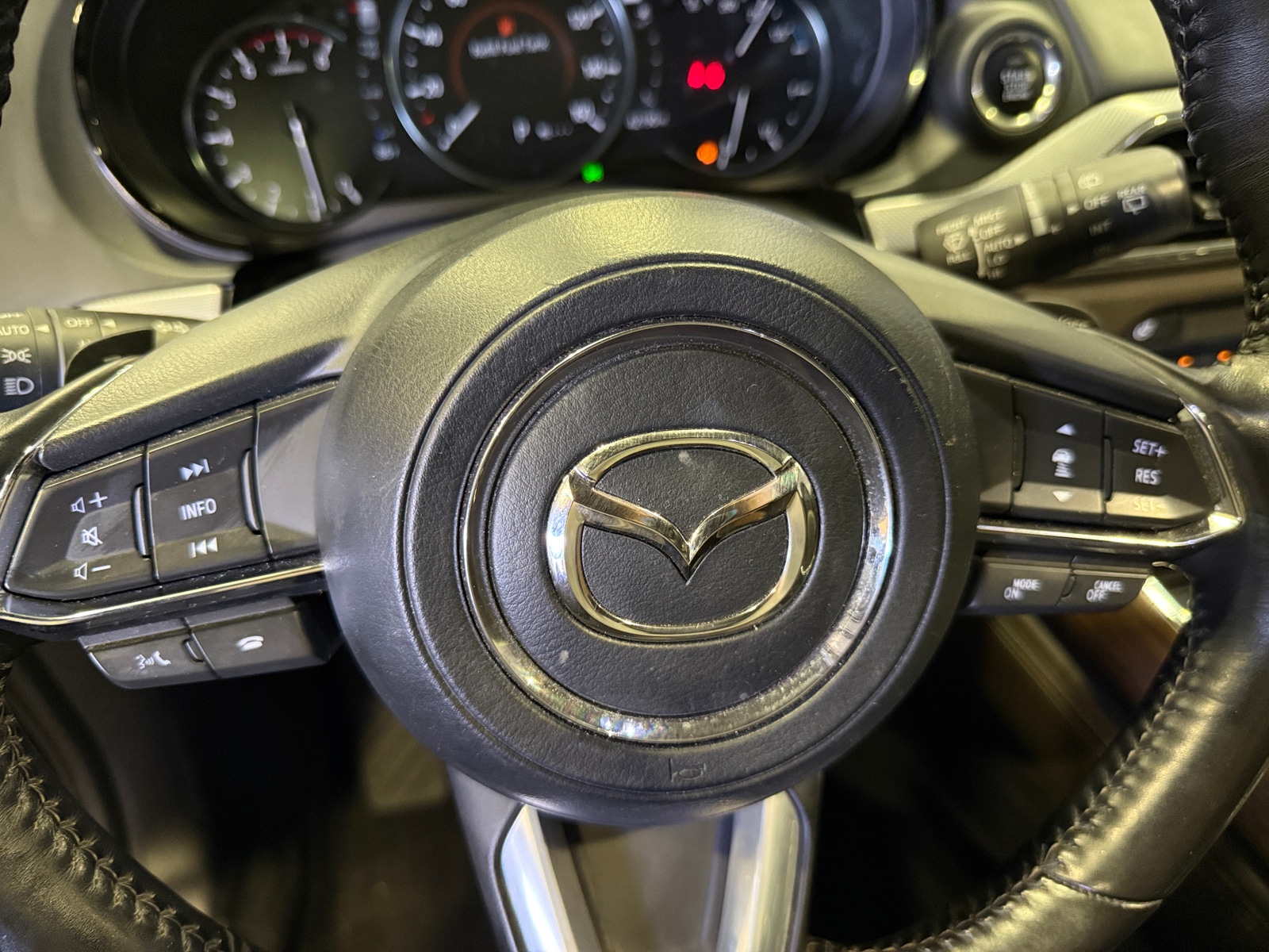 Thumbnail: 2022 Mazda CX-9 - 4