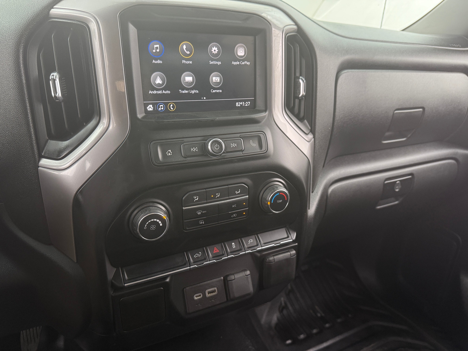 Thumbnail: 2021 Chevrolet Silverado 1500 - 3