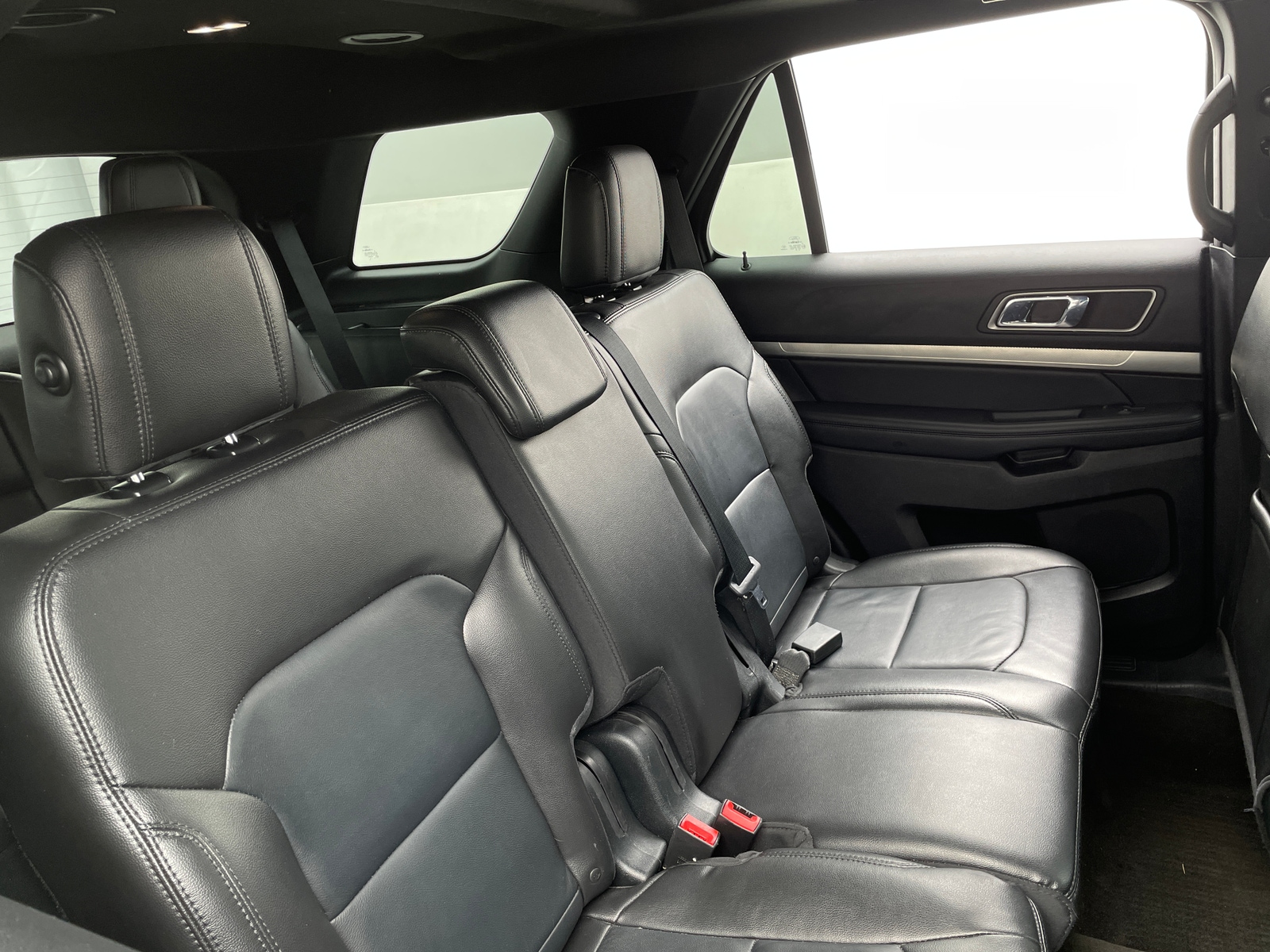 Thumbnail: 2018 Ford Explorer - 5