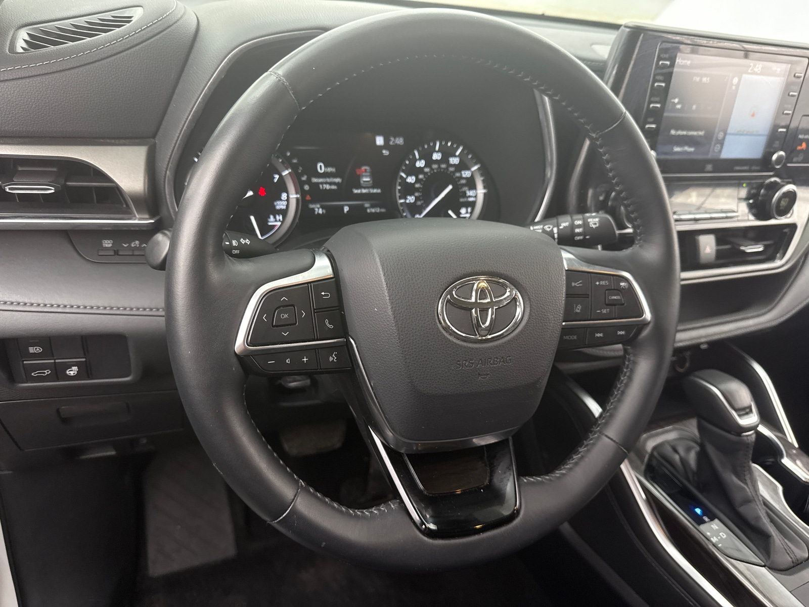 Thumbnail: 2020 Toyota Highlander - 4
