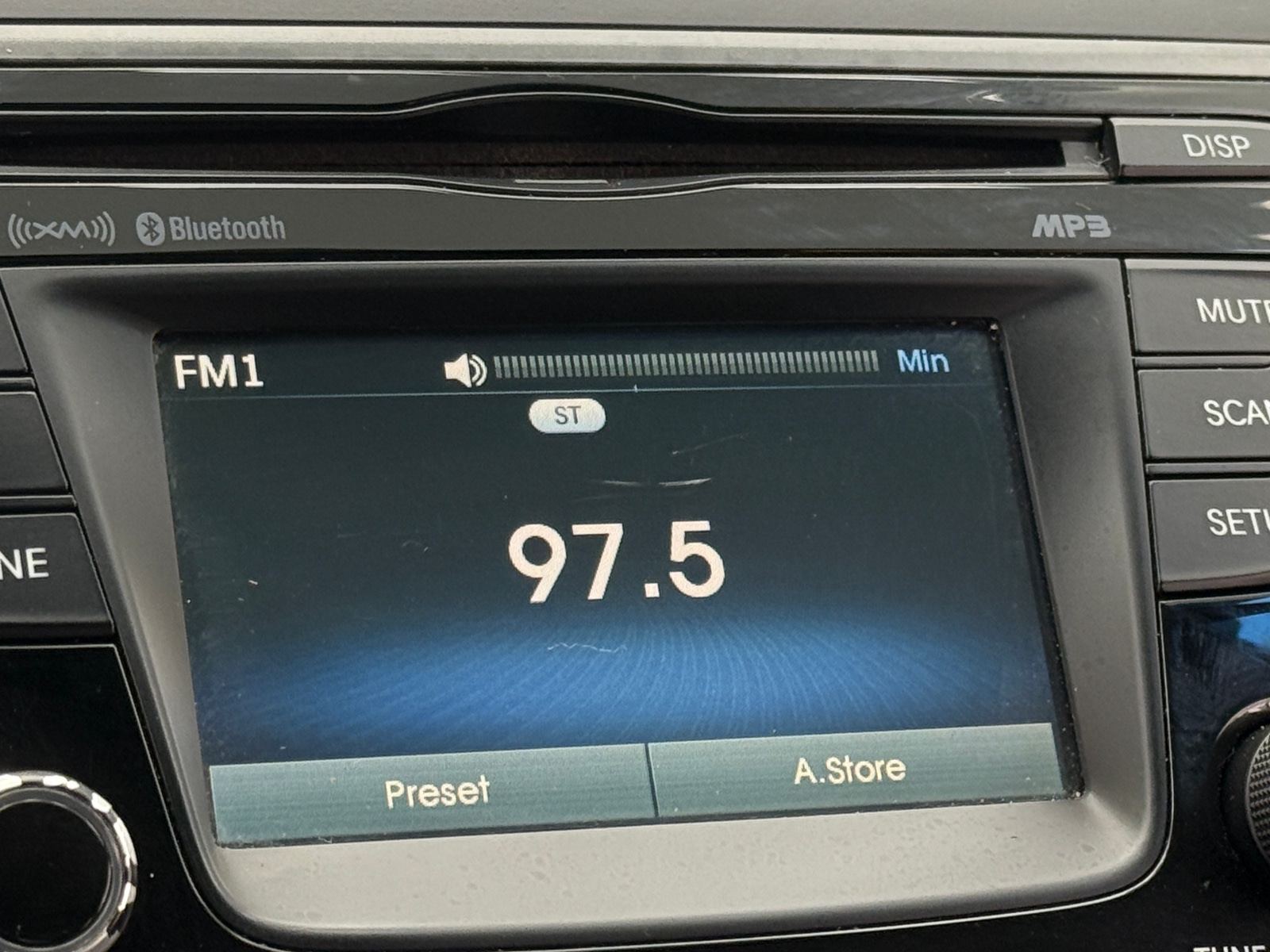 Thumbnail: 2015 Hyundai Elantra - 4