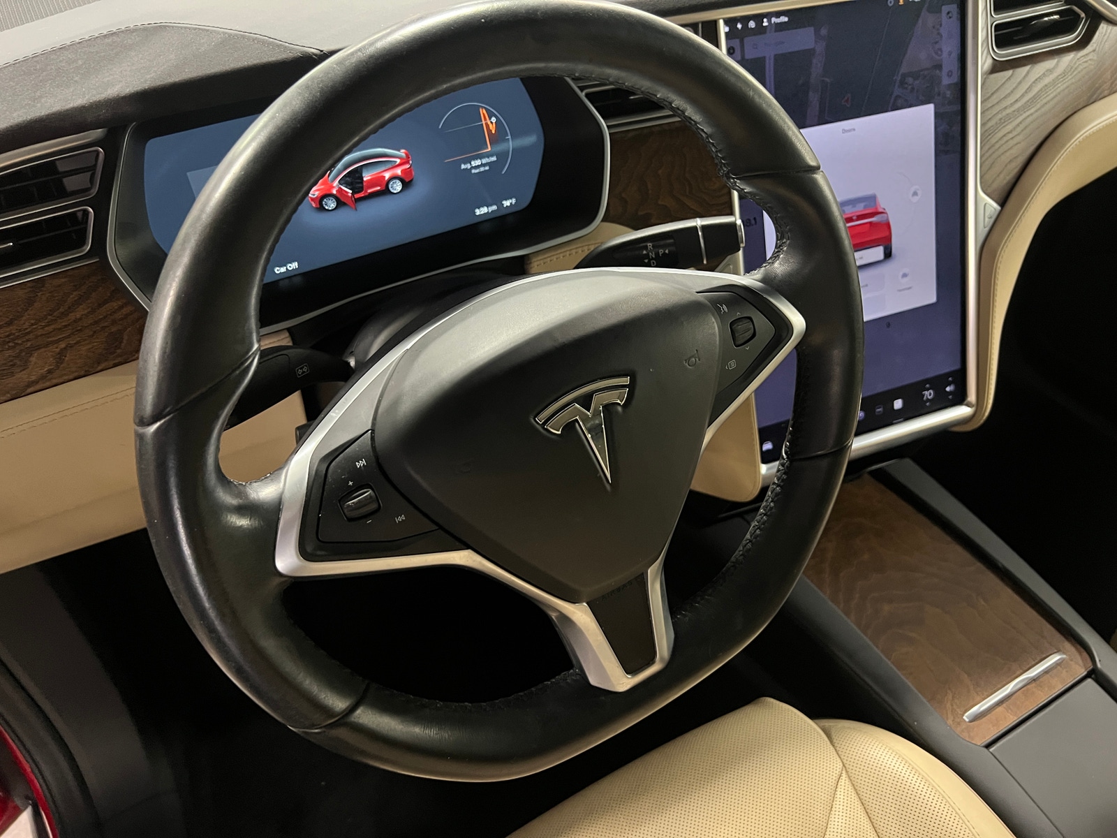 Thumbnail: 2017 Tesla Model X - 4