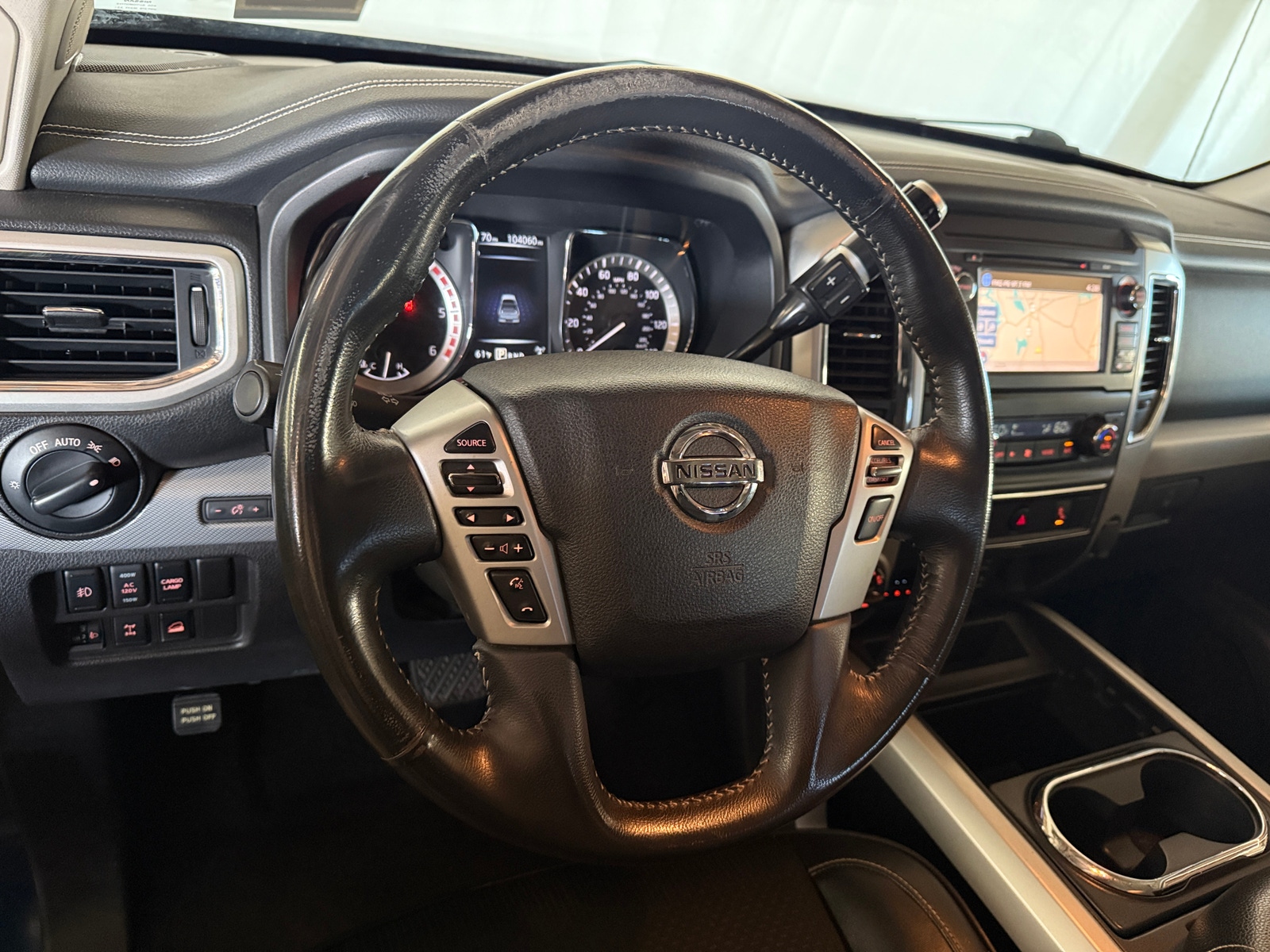 Thumbnail: 2016 Nissan Titan - 5
