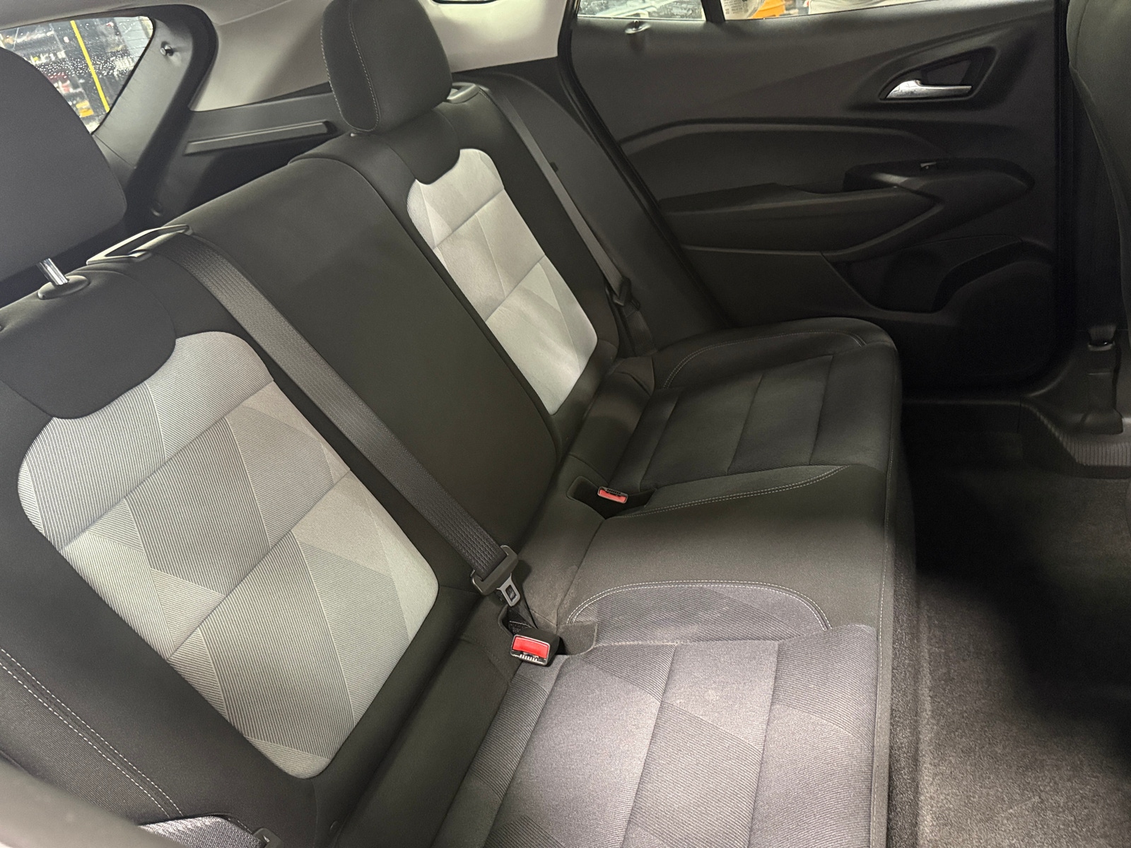 Thumbnail: 2025 Chevrolet Trax - 6