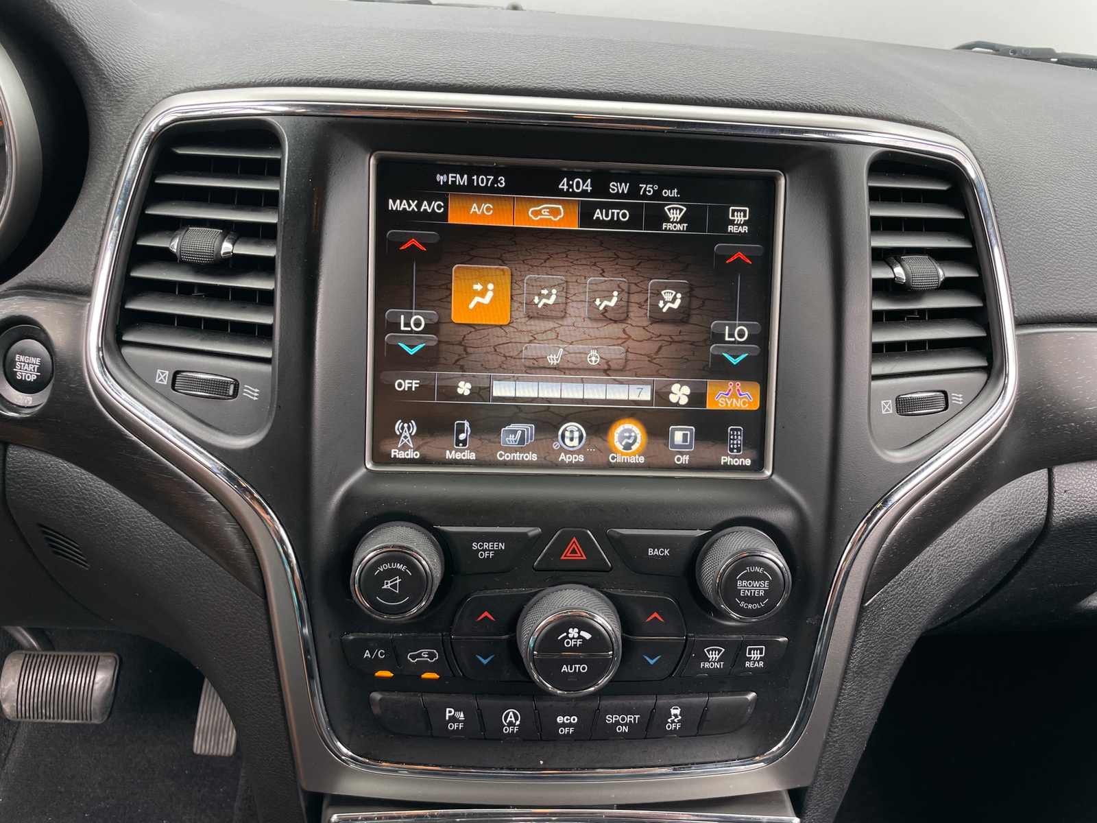 Thumbnail: 2017 Jeep Grand Cherokee - 3