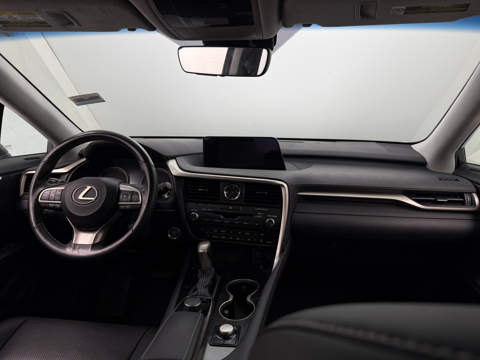 Thumbnail: 2019 Lexus RX - 3