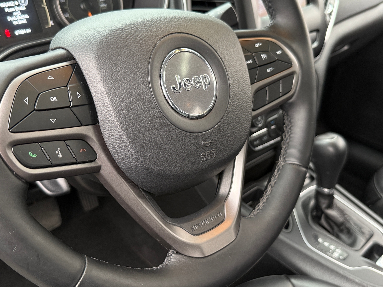 Thumbnail: 2019 Jeep Cherokee - 5
