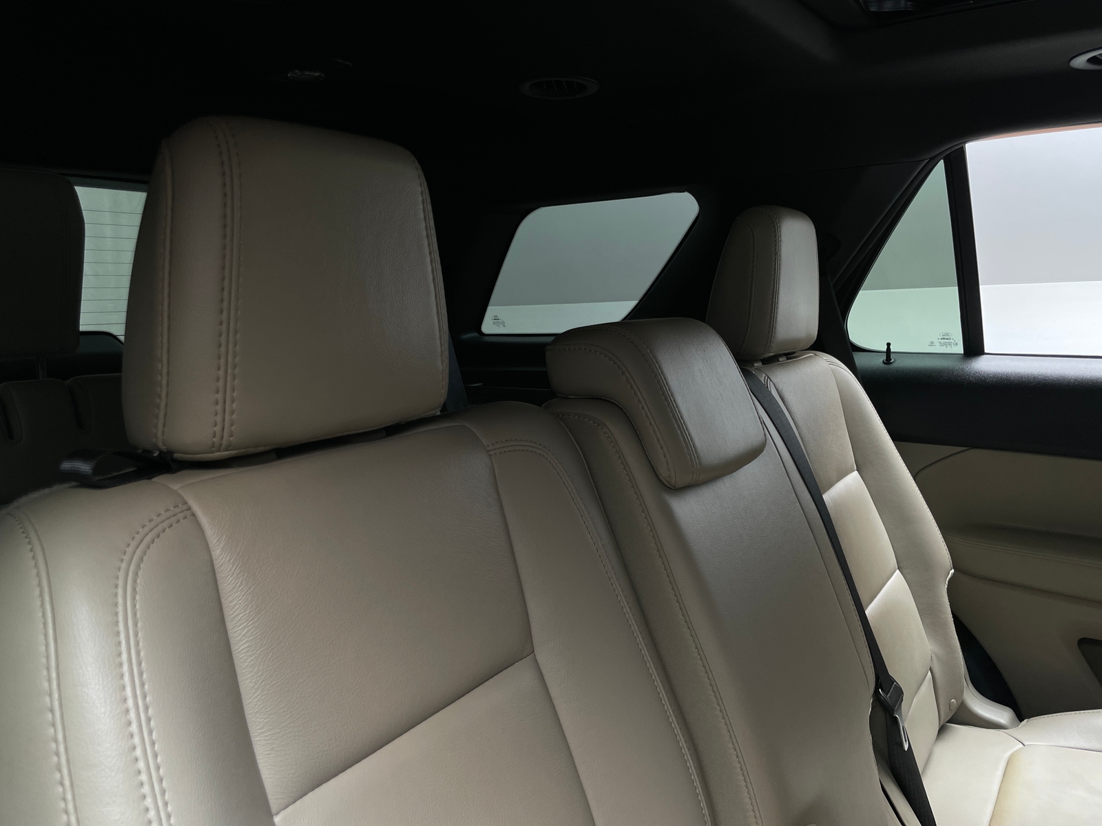 Thumbnail: 2015 Ford Explorer - 6