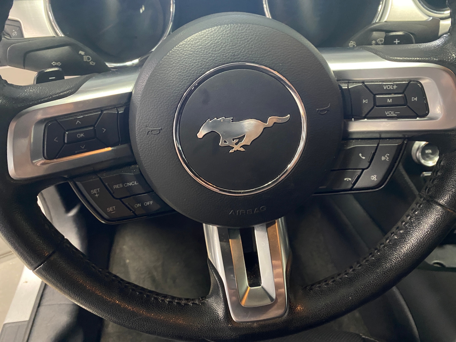 Thumbnail: 2017 Ford Mustang - 3