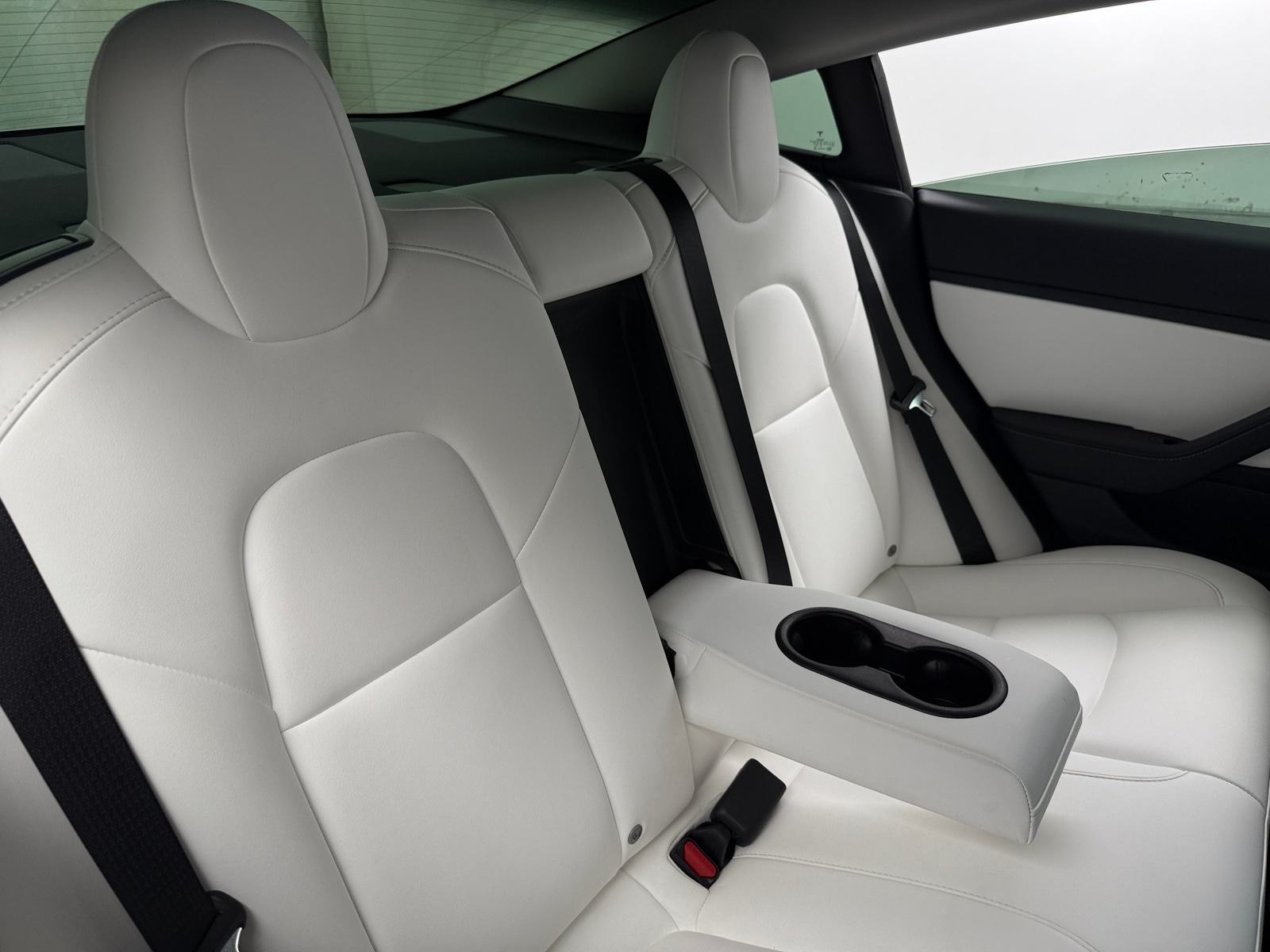Thumbnail: 2021 Tesla Model 3 - 4