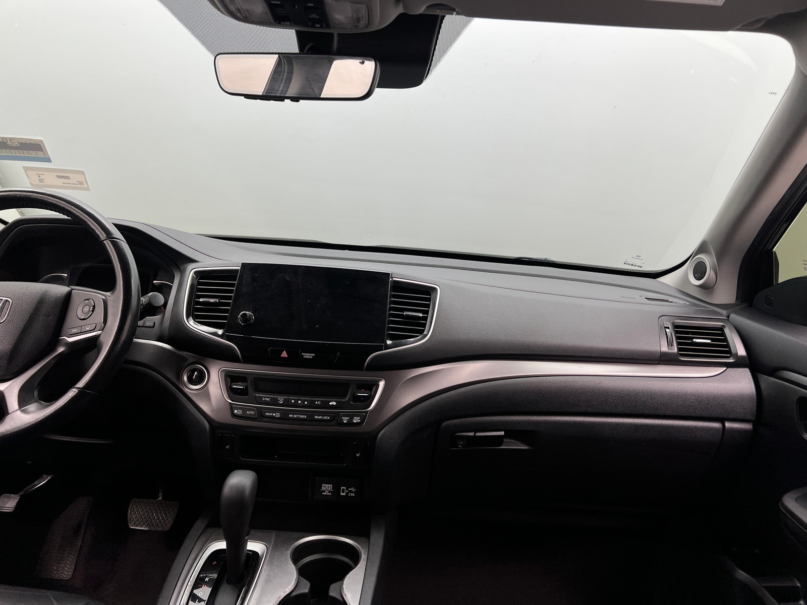 Thumbnail: 2020 Honda Pilot - 2