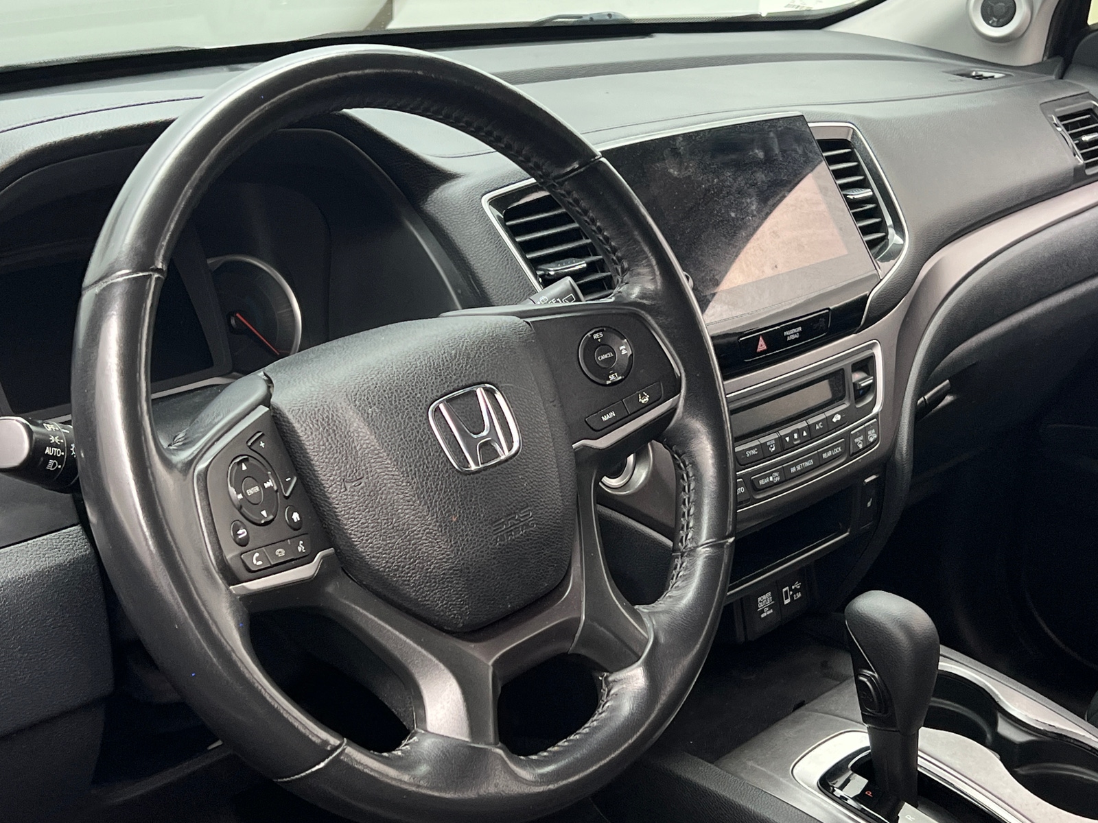 Thumbnail: 2020 Honda Pilot - 4