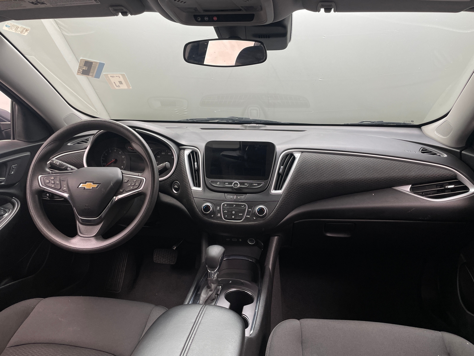 Thumbnail: 2023 Chevrolet Malibu - 3