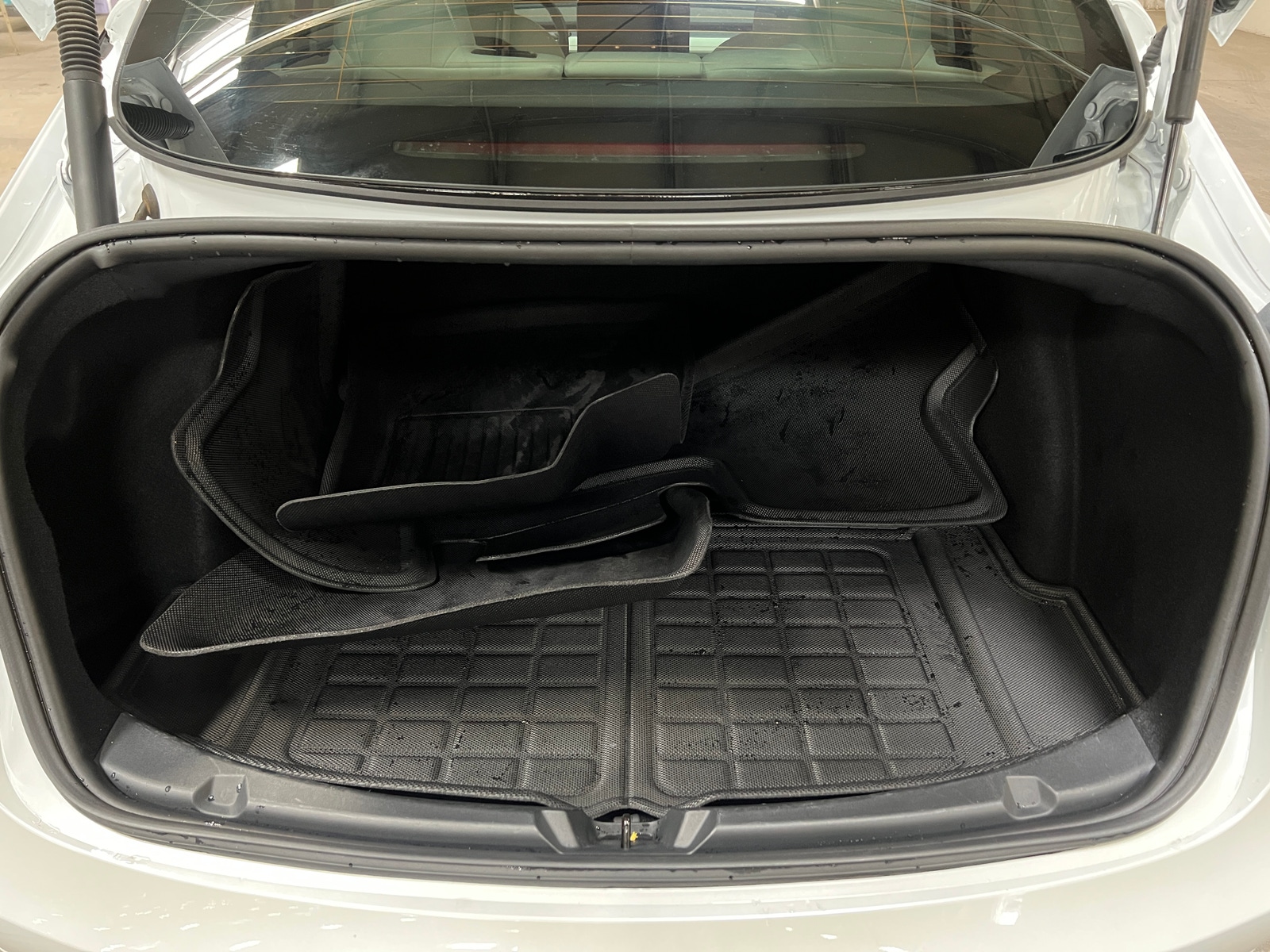 Thumbnail: 2023 Tesla Model 3 - 5