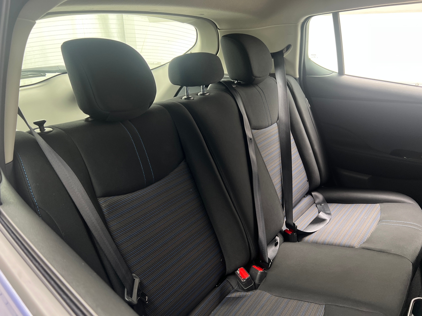 Thumbnail: 2023 Nissan Leaf - 6
