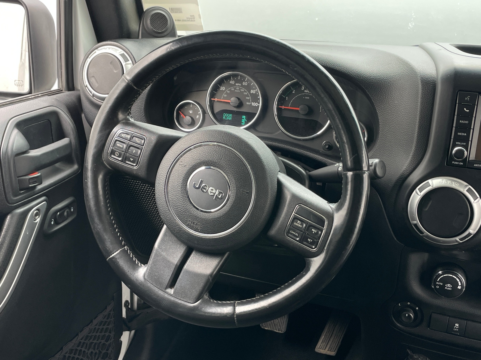 Thumbnail: 2012 Jeep Wrangler - 5