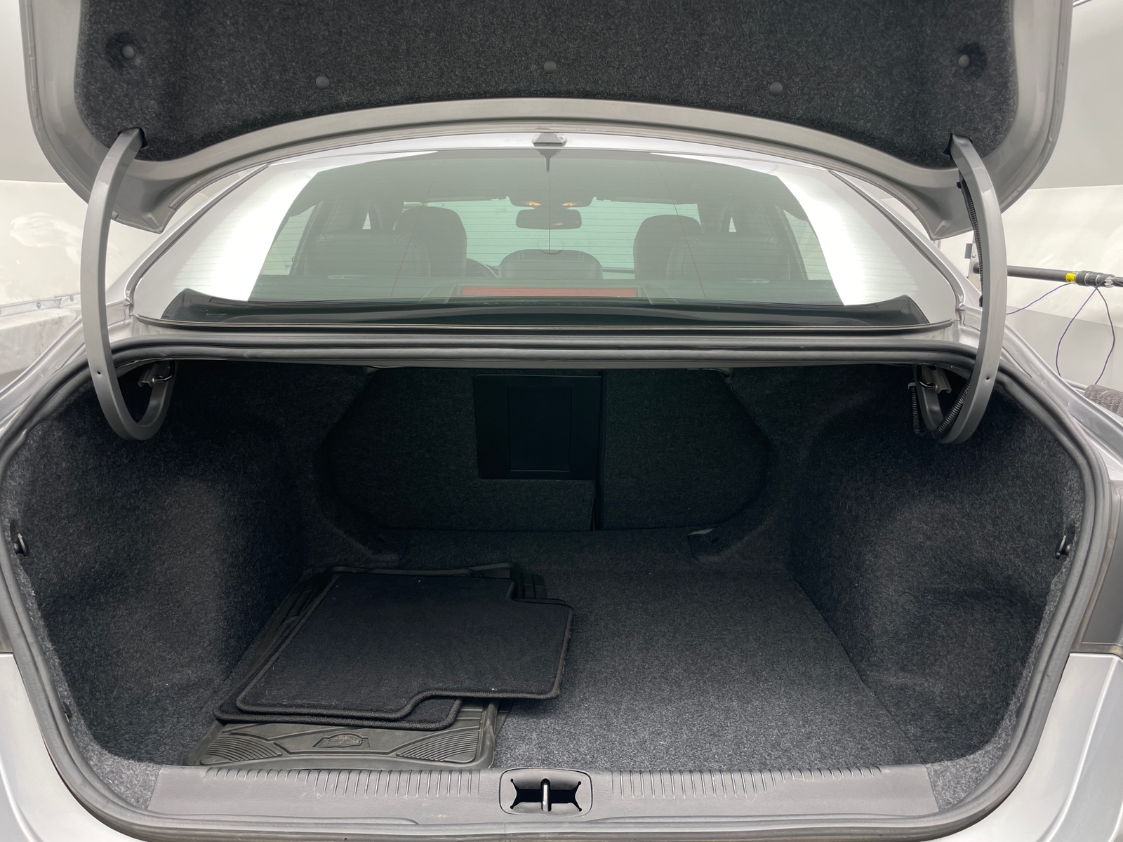 Thumbnail: 2016 Chrysler 200 - 6