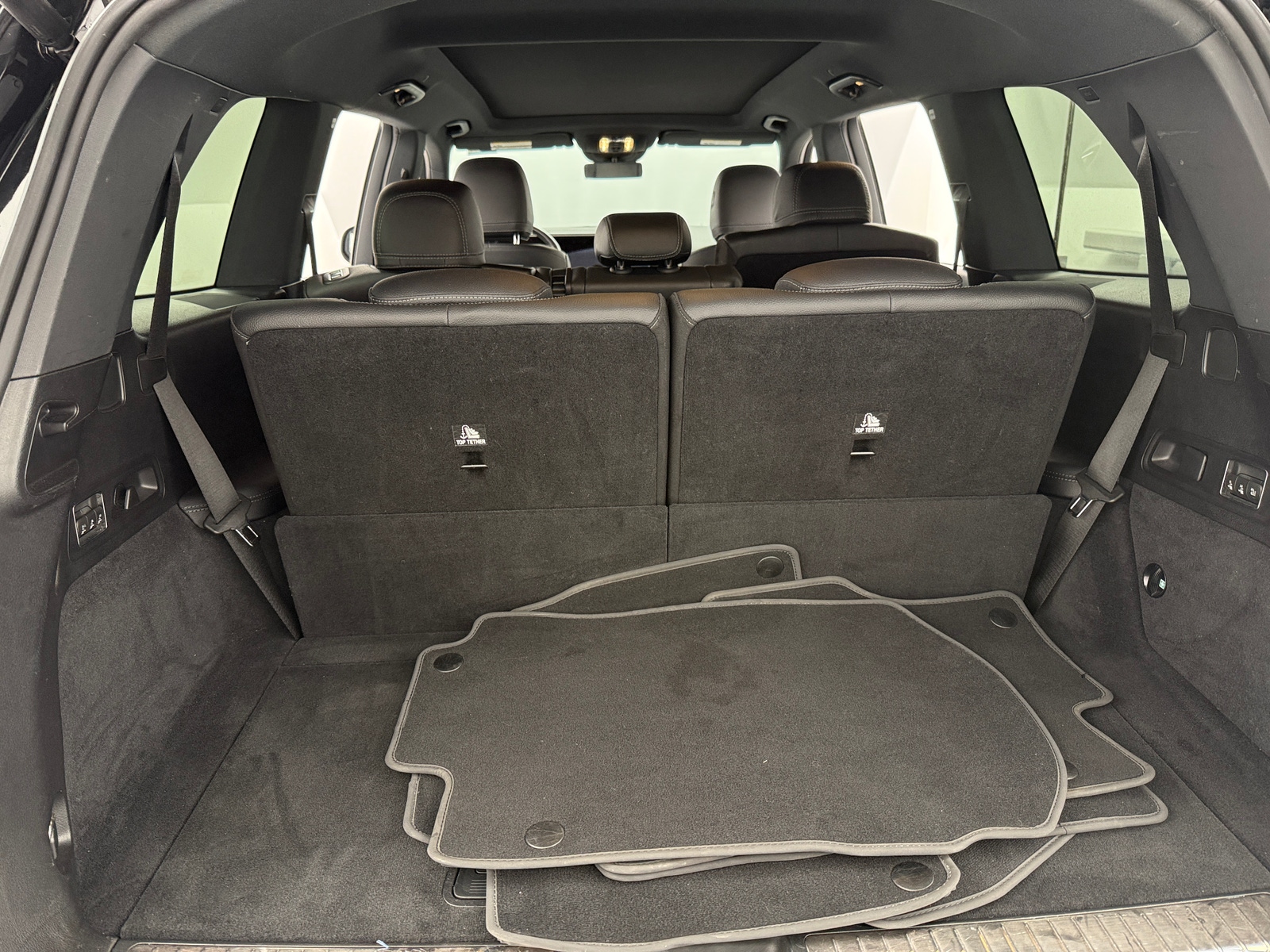 Thumbnail: 2024 Mercedes-Benz GLS - 6