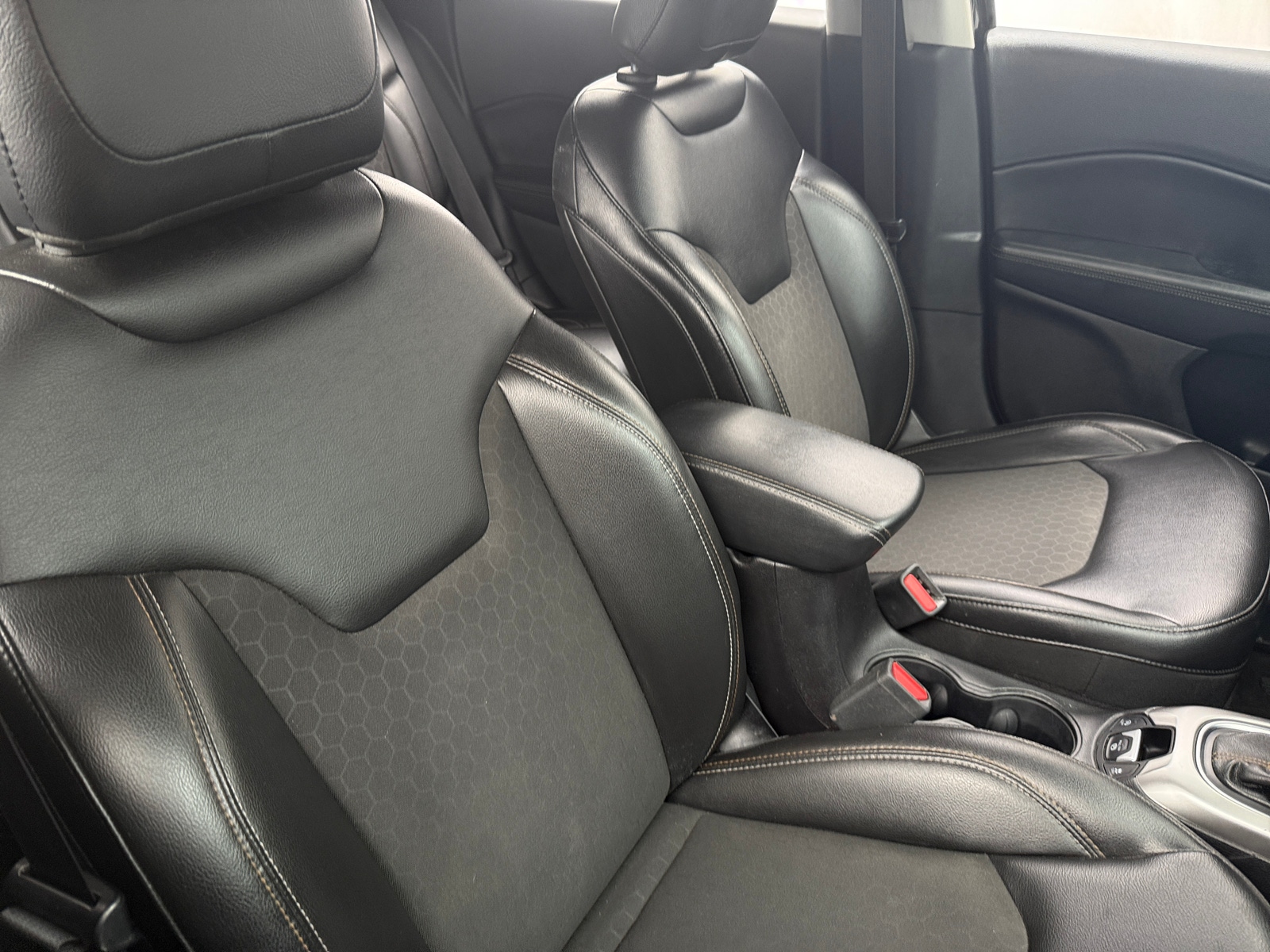 Thumbnail: 2018 Jeep Compass - 2