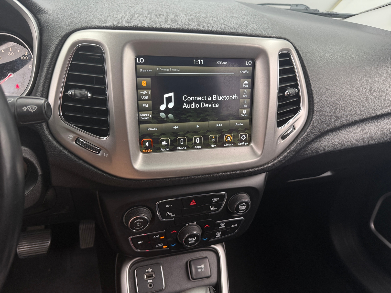 Thumbnail: 2018 Jeep Compass - 4