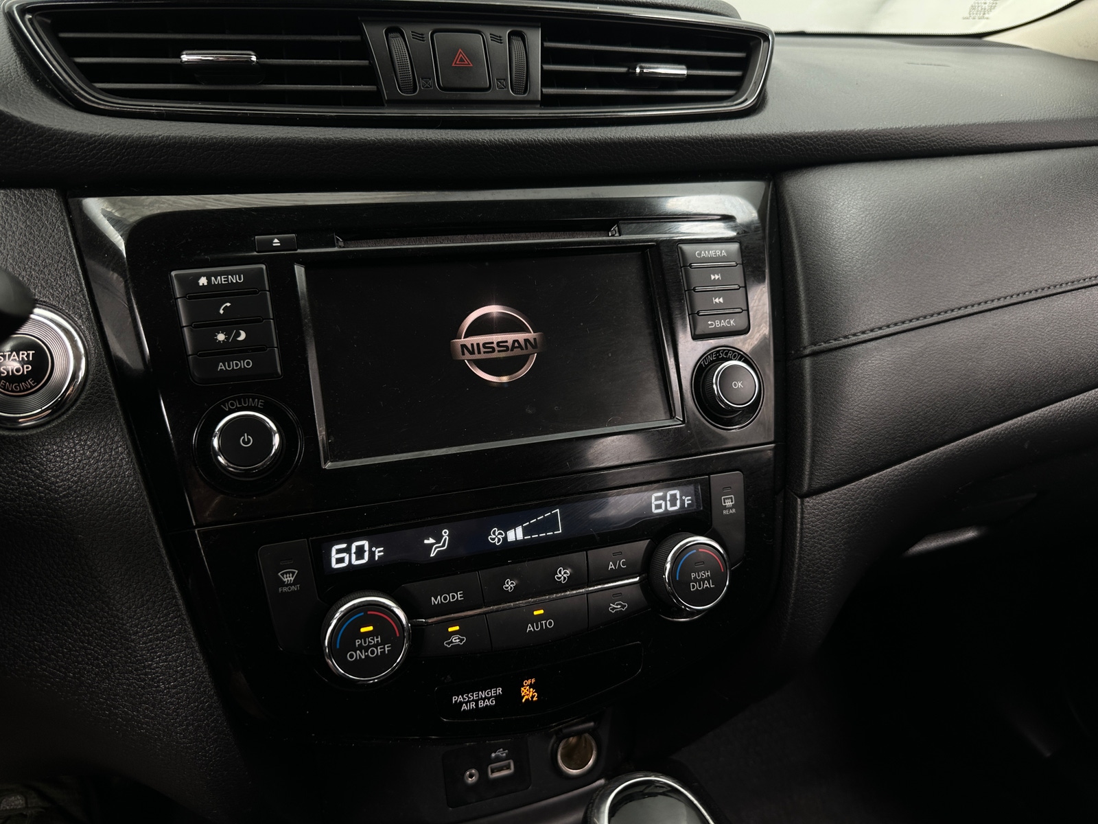 Thumbnail: 2018 Nissan Rogue - 4
